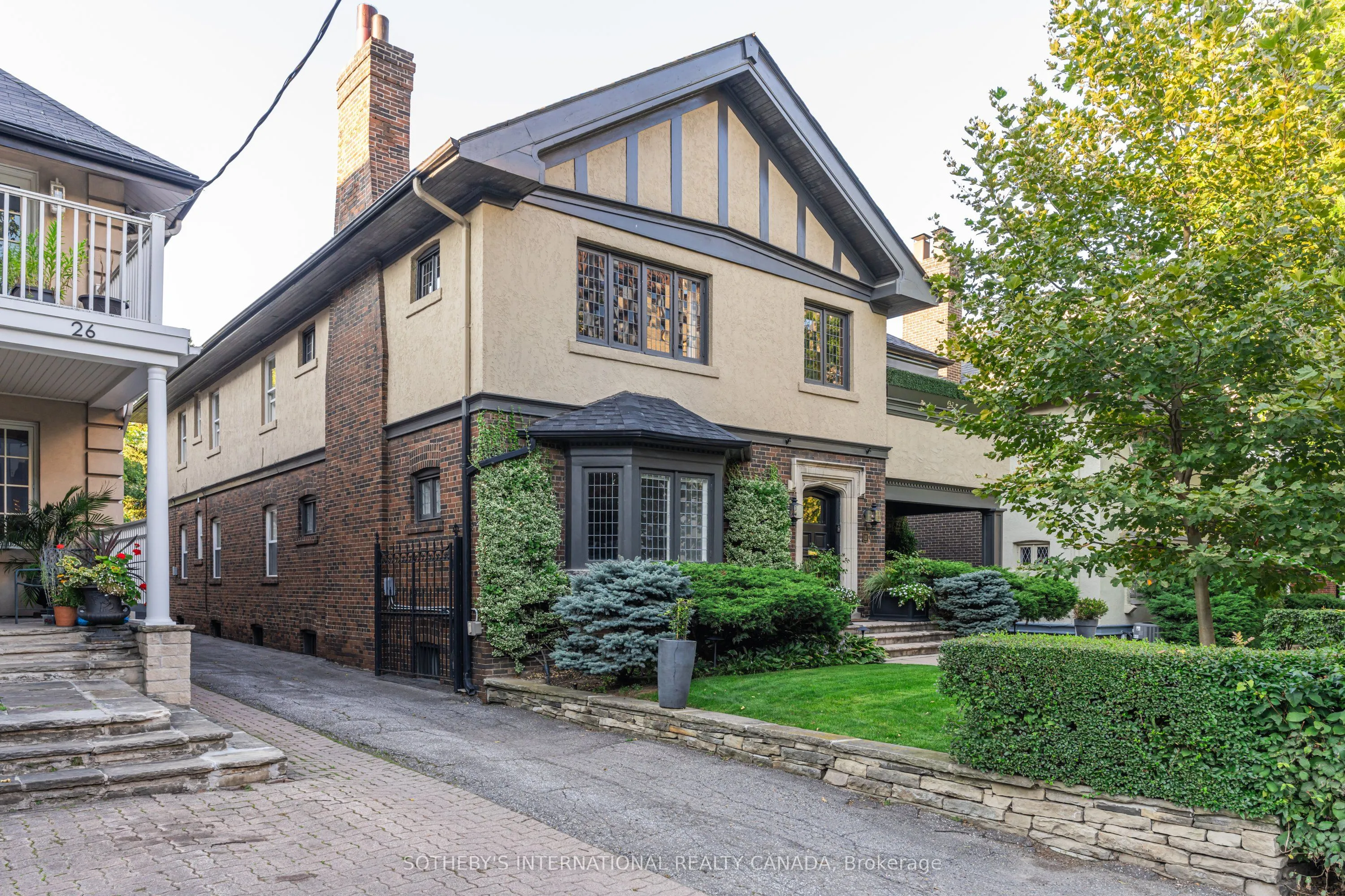 Detached Home For Lease | C13046950