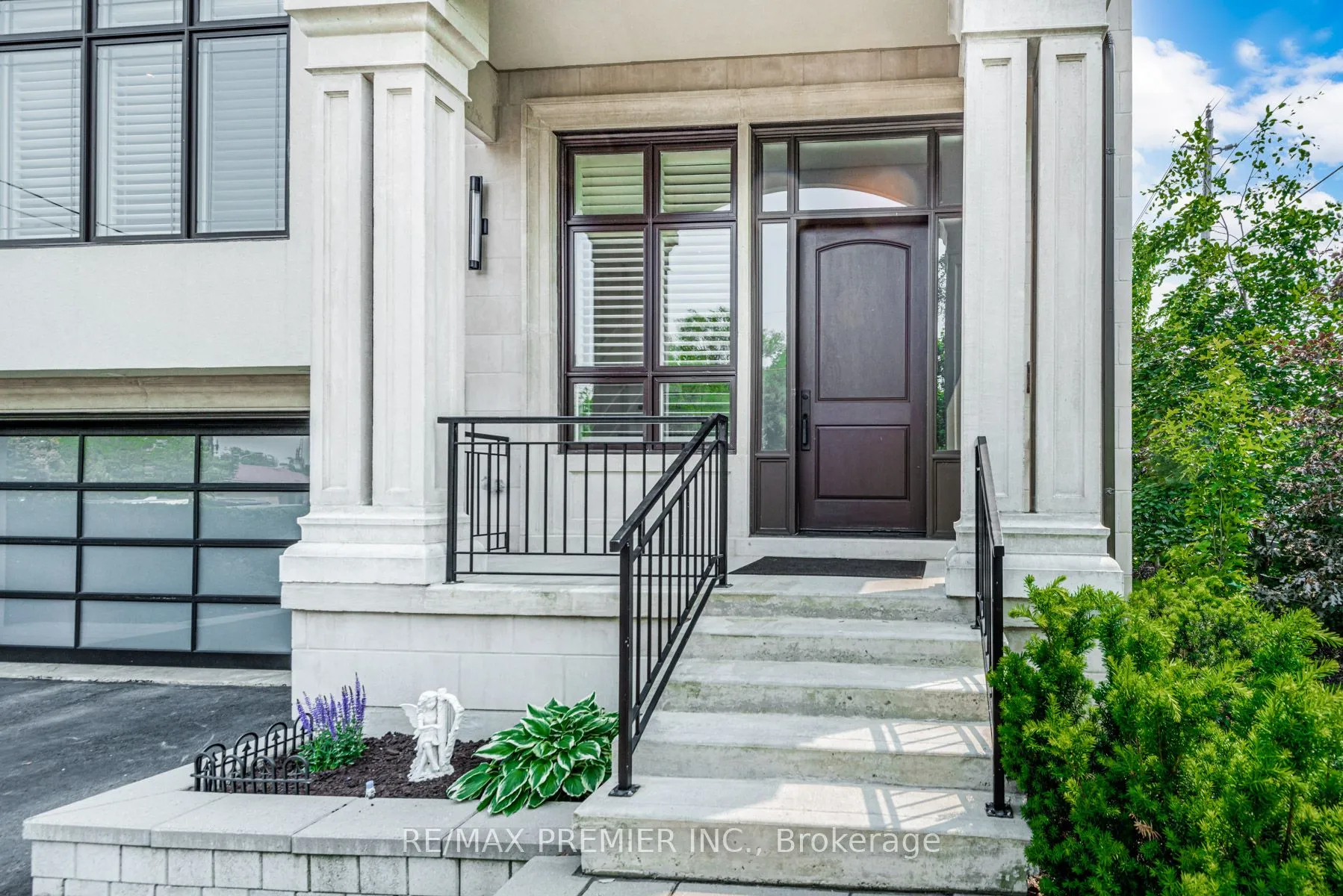 Detached Home For Sale | C13047942