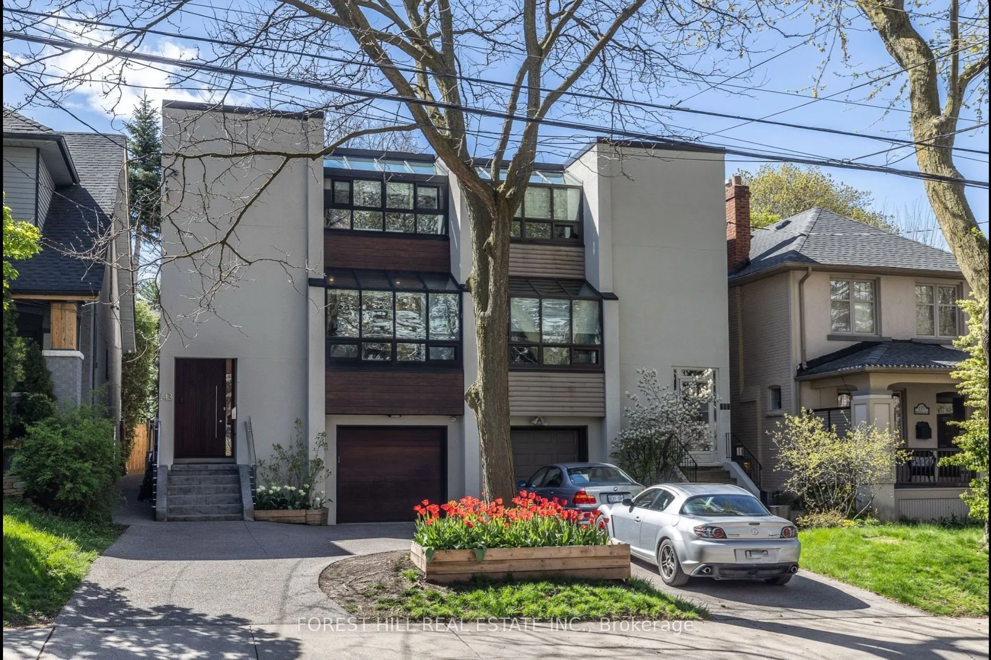 Semi-Detached Home For Sale | C13048502