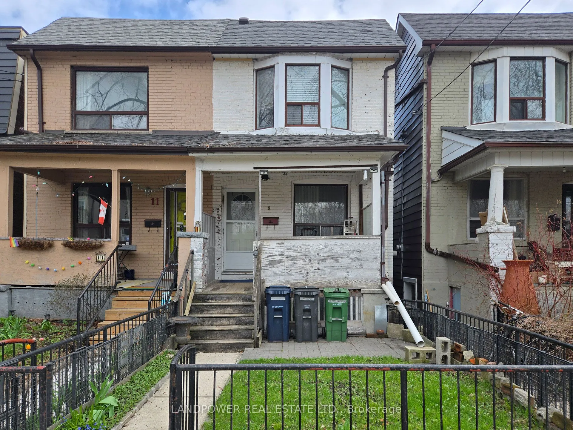 Semi-Detached Home For Sale | C13049684