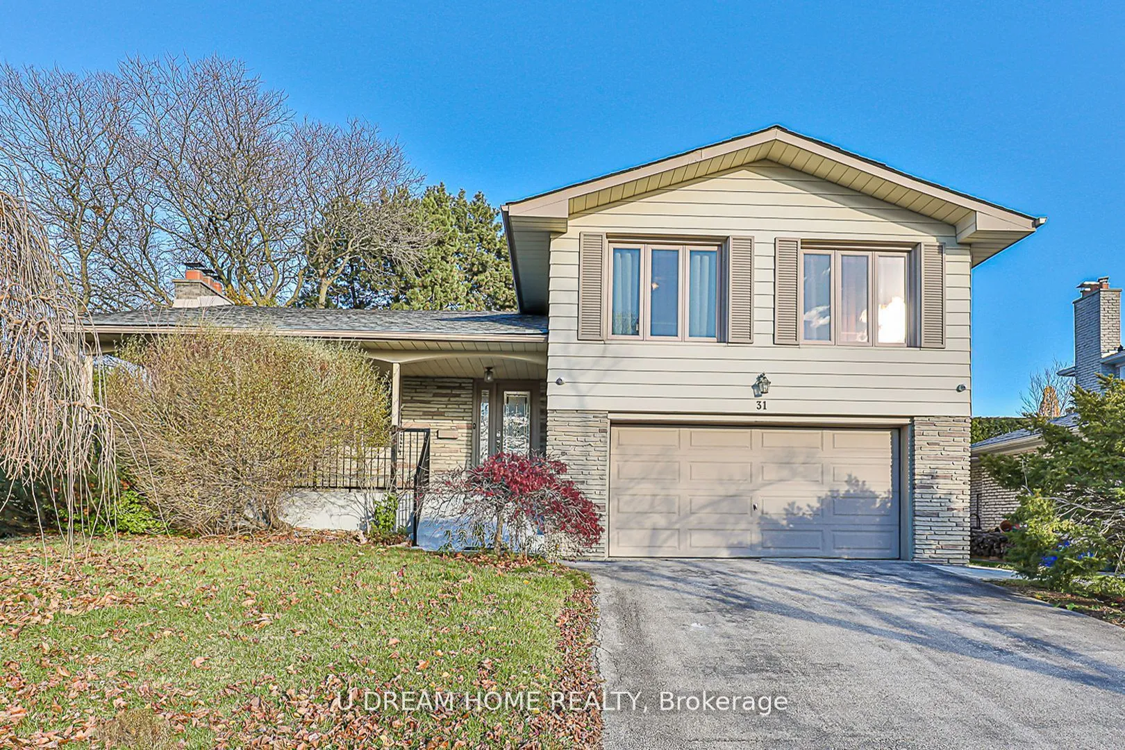 Detached Home For Lease | C13055902