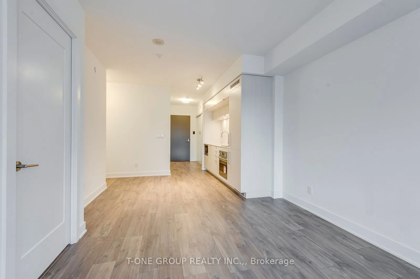 Property For Lease | C13055946