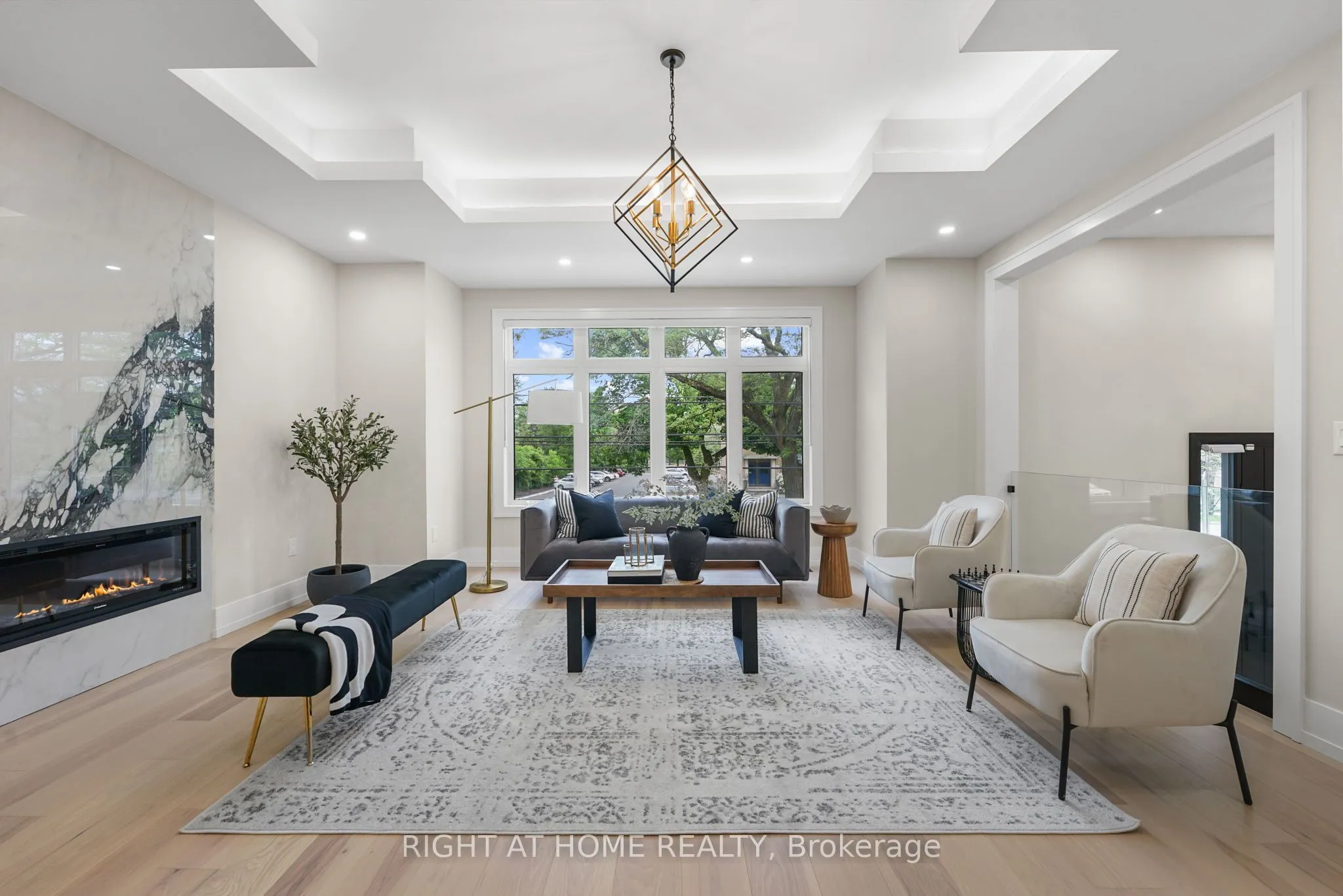 Detached Home For Sale | C13060904