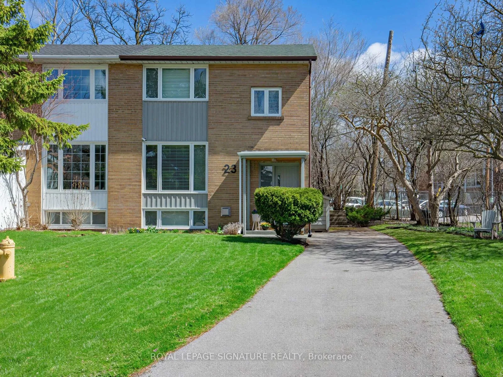 Semi-Detached Home For Sale | C13062604