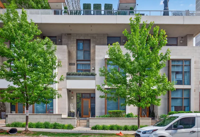 133  Pears  Avenue, Toronto C02, ON M5R 1T3
