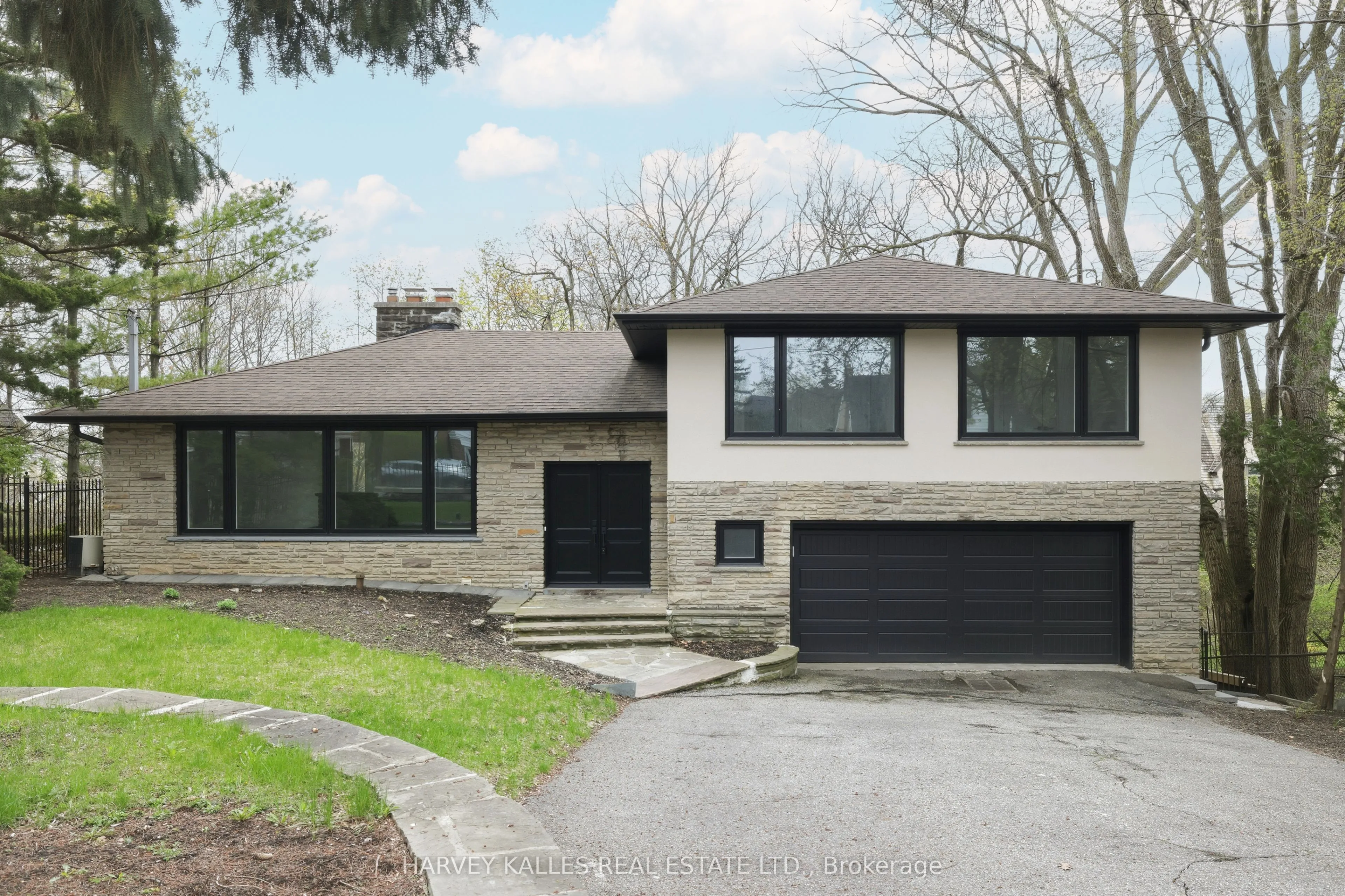 Detached Home For Sale | C13065434