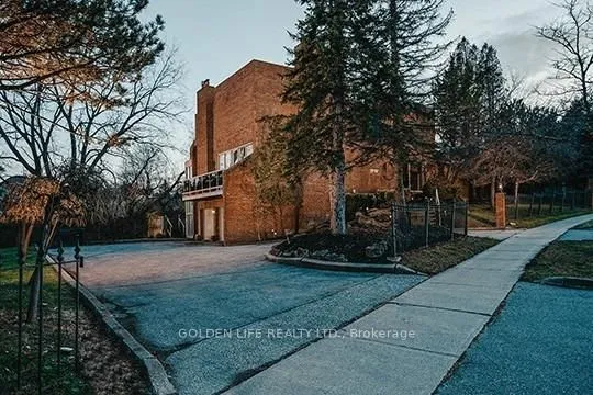Detached Home For Sale | C13066450