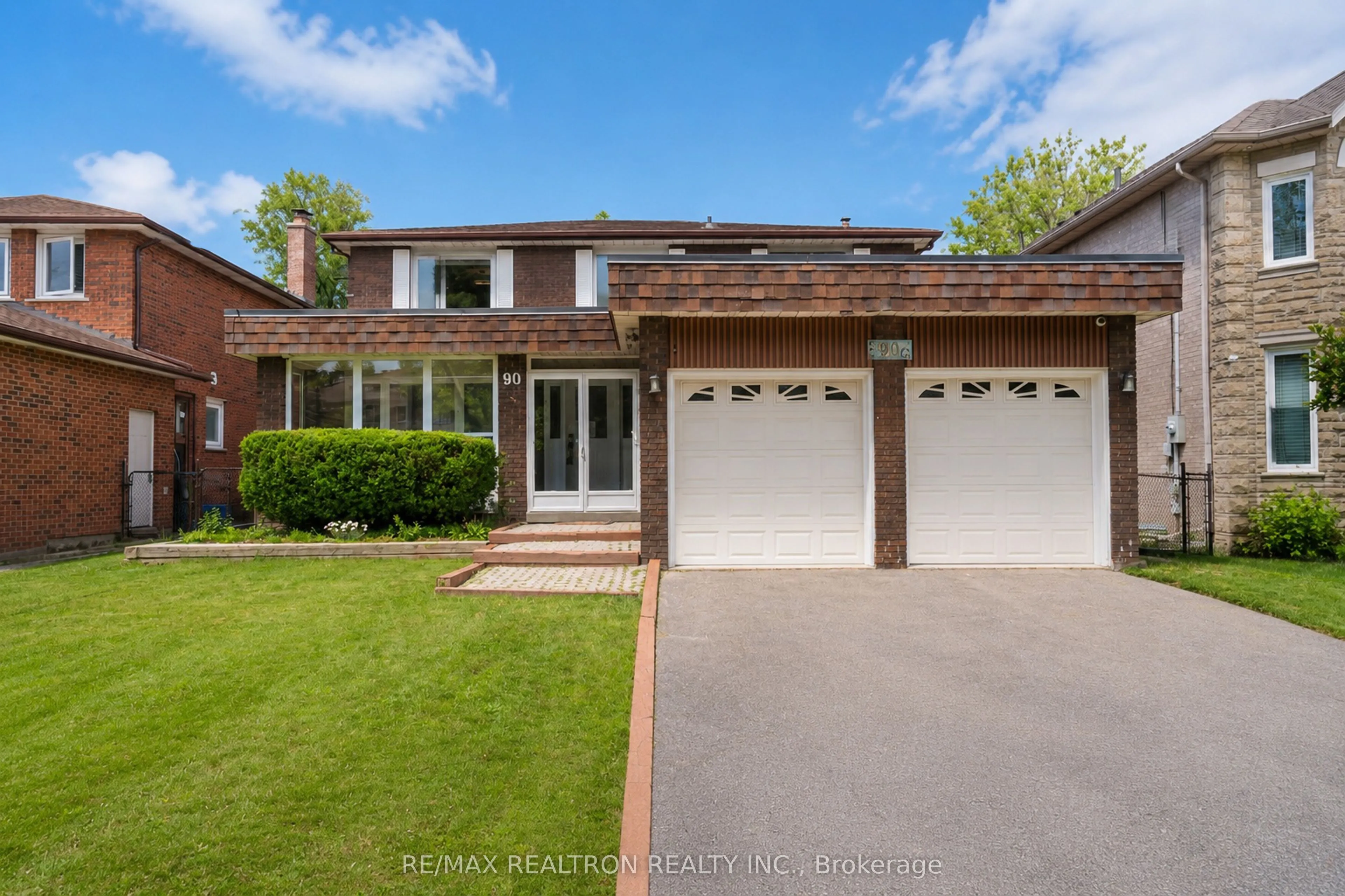Detached Home For Sale | C13075572