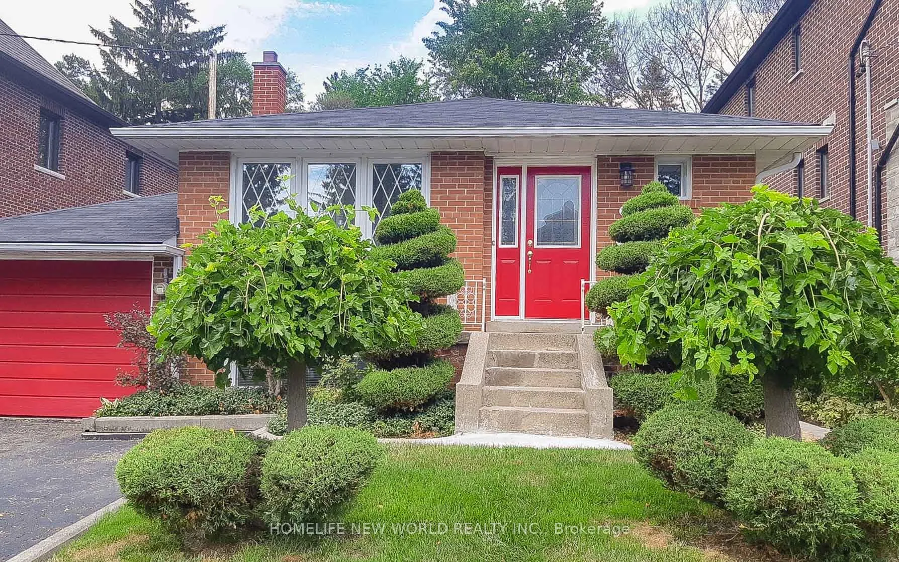 Detached Home For Lease | C13076882