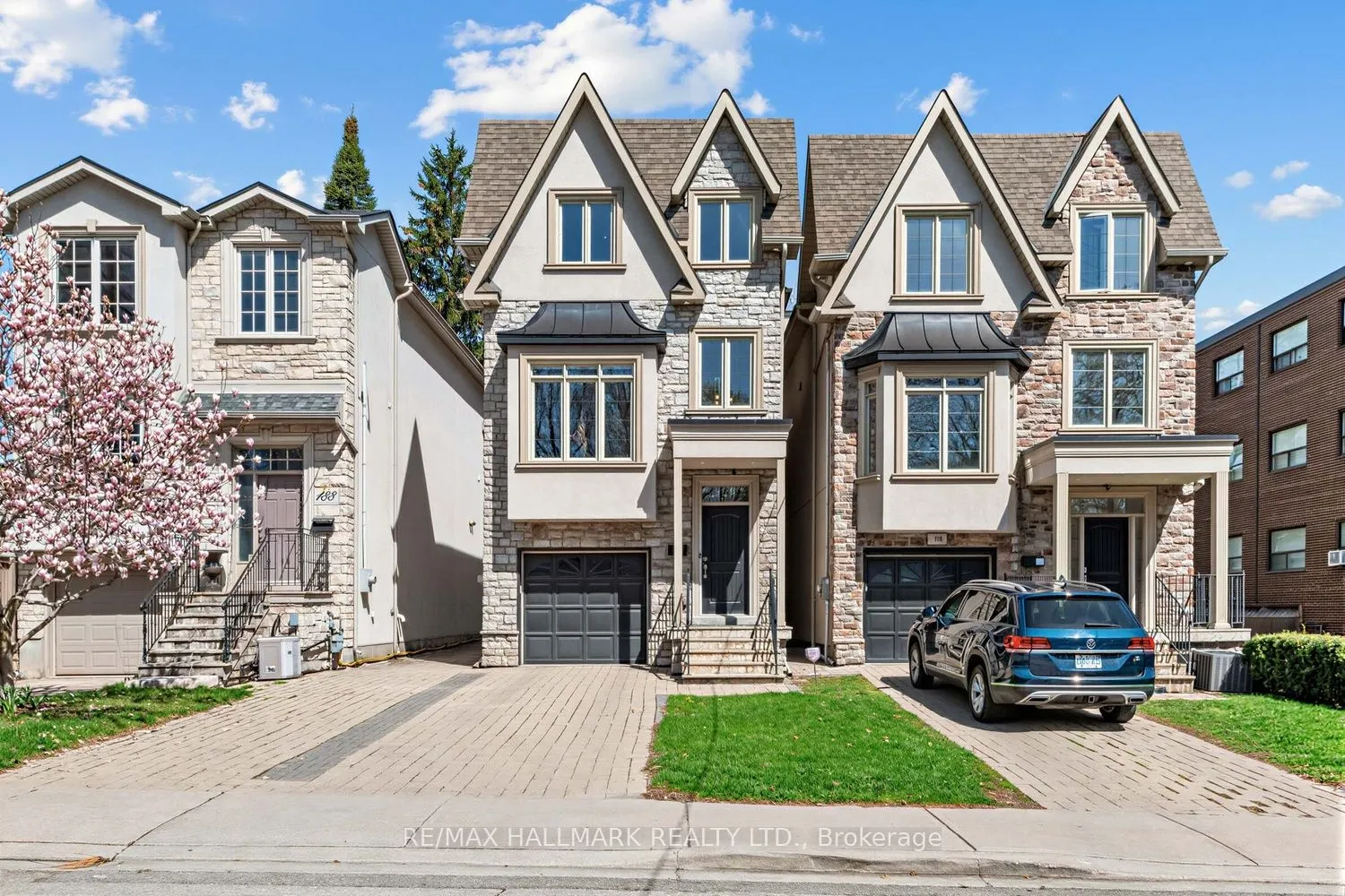 Detached Home For Sale | C13078538