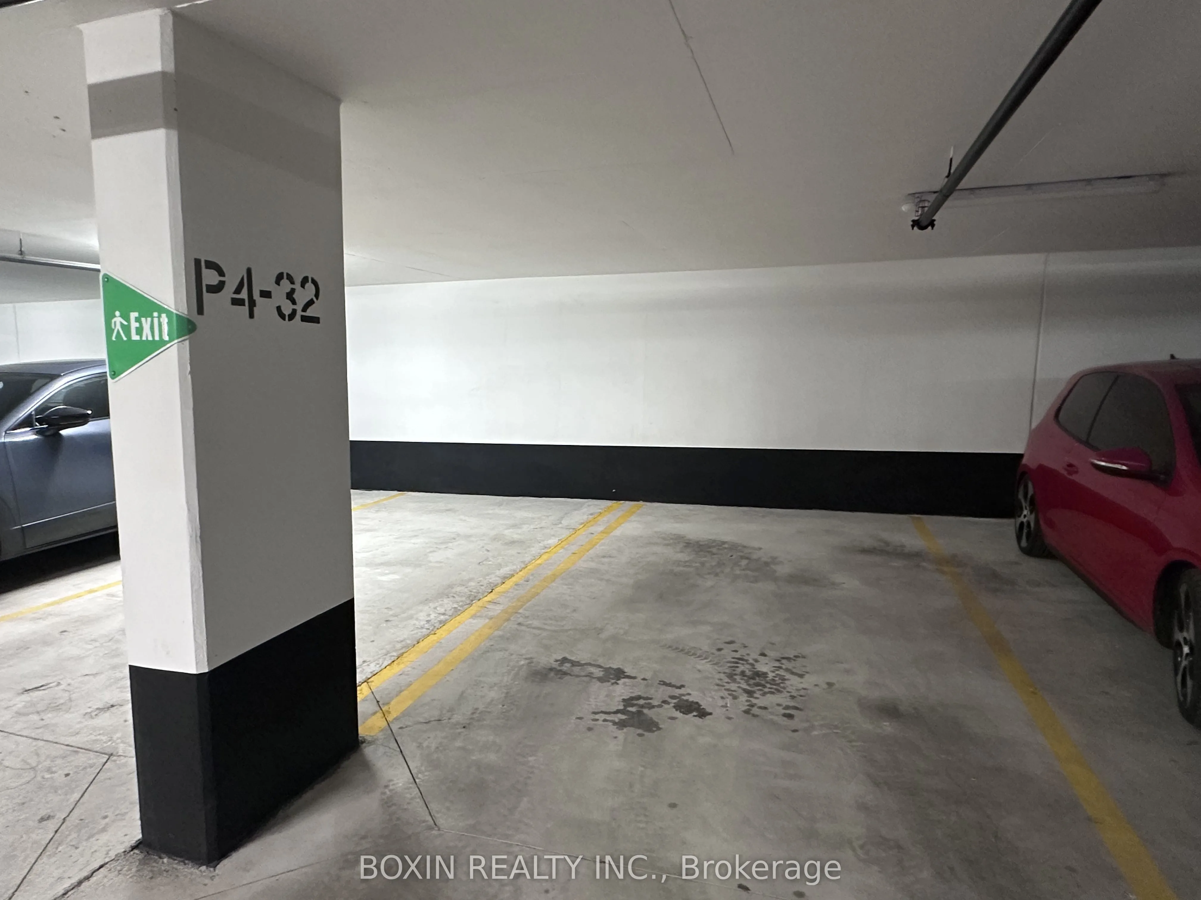 Parking Space For Sale | C13083874
