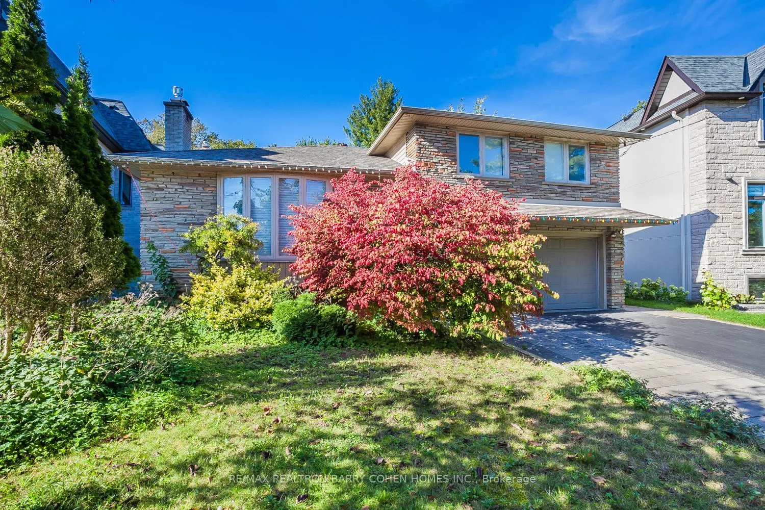 Detached Home For Lease | C13084756