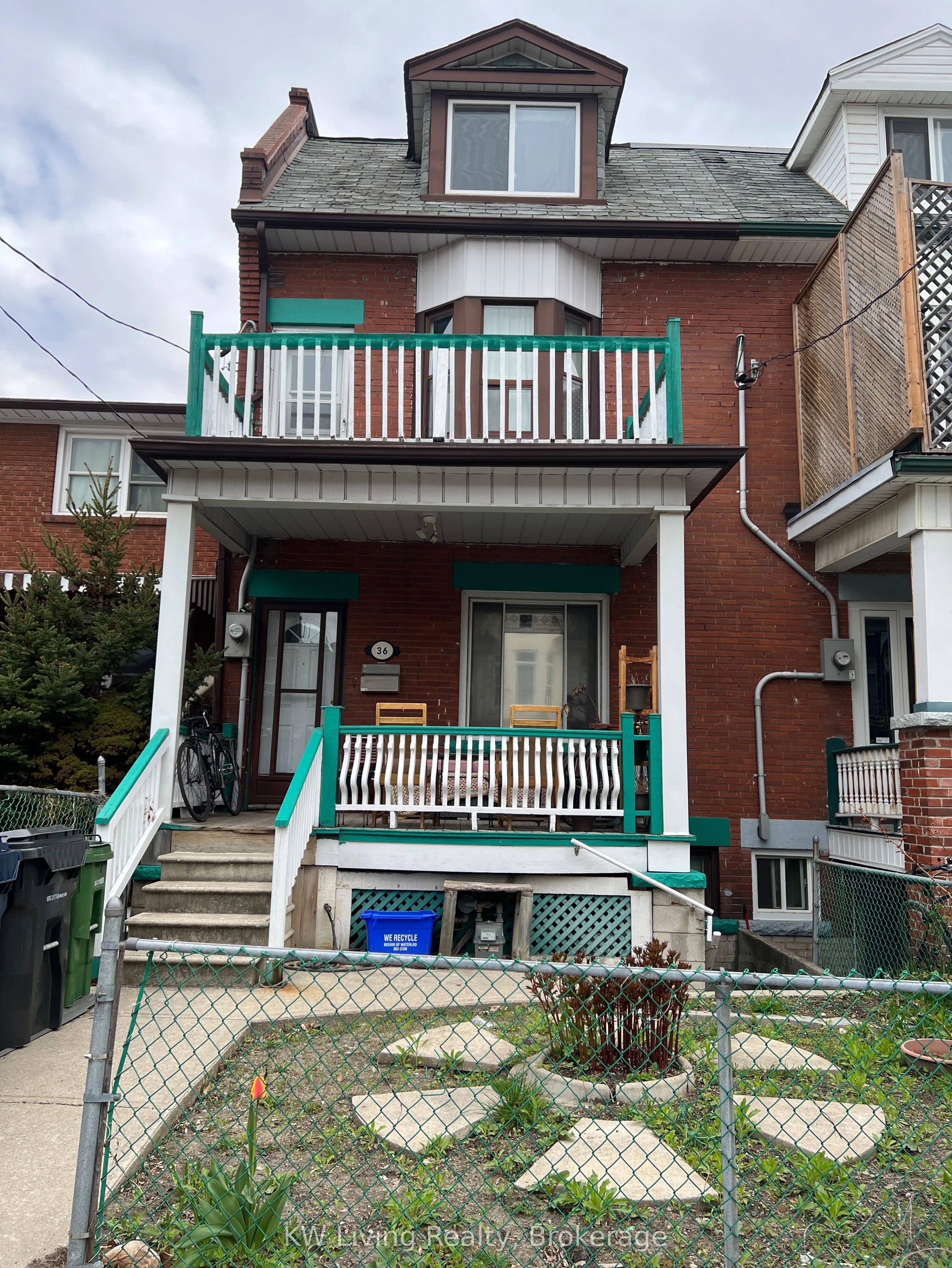 Semi-Detached Home For Sale | C13085370