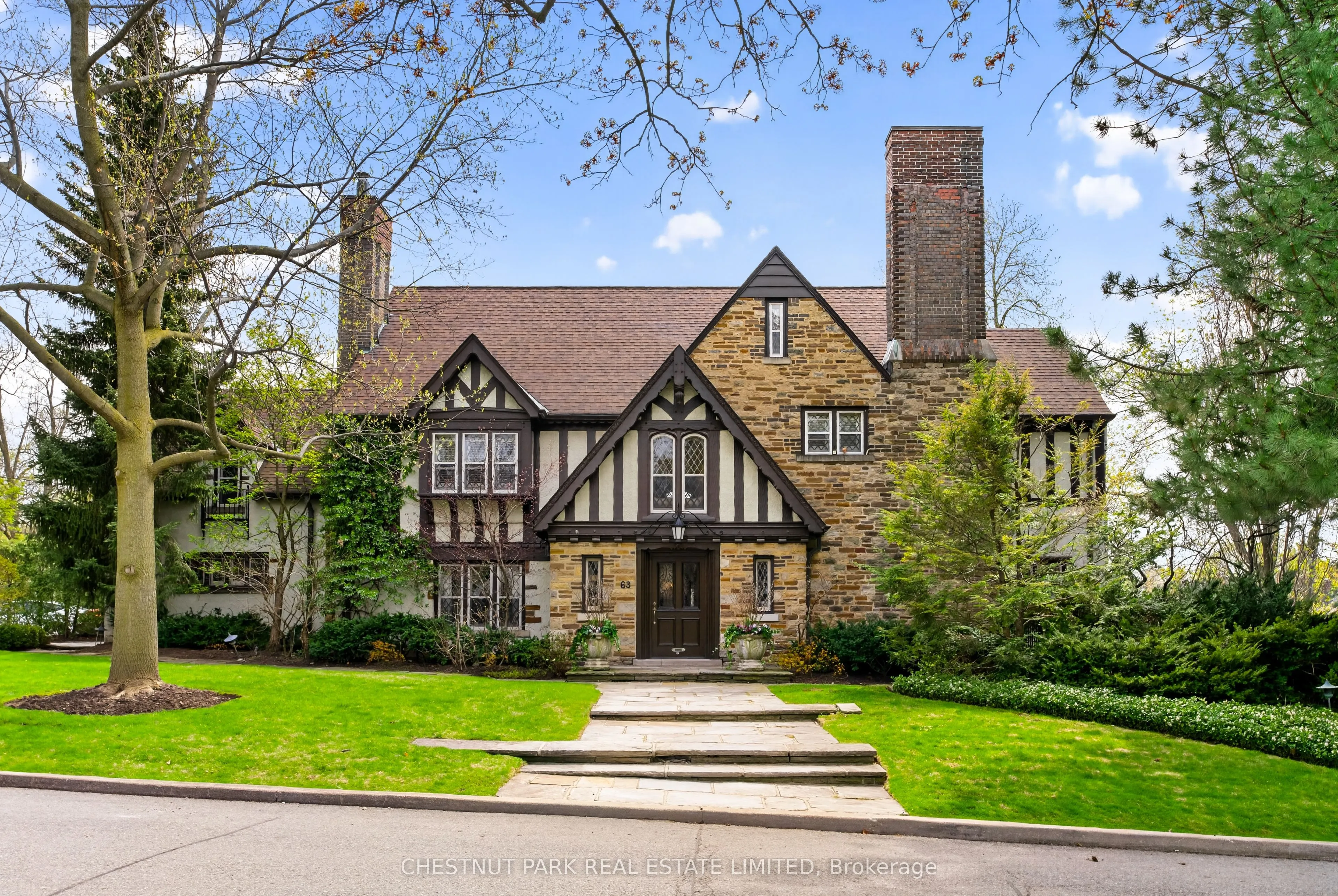 Detached Home For Sale | C13087872