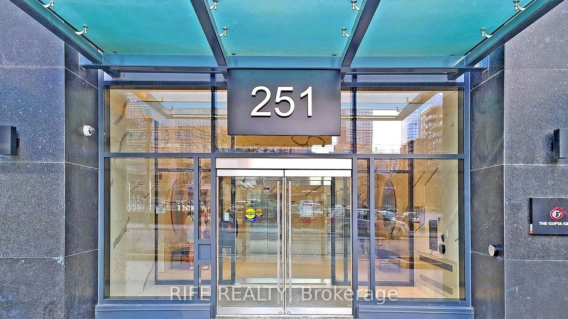 Property For Lease | C13088264