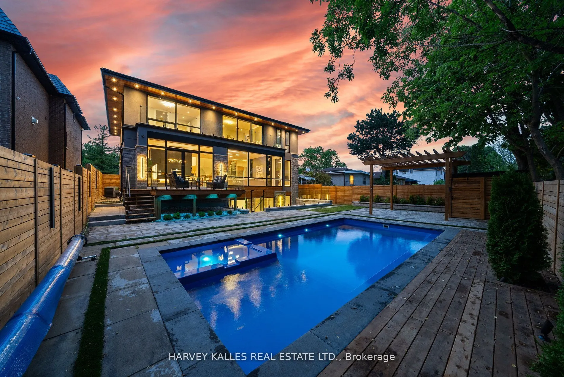 Detached Home For Sale | C13094294