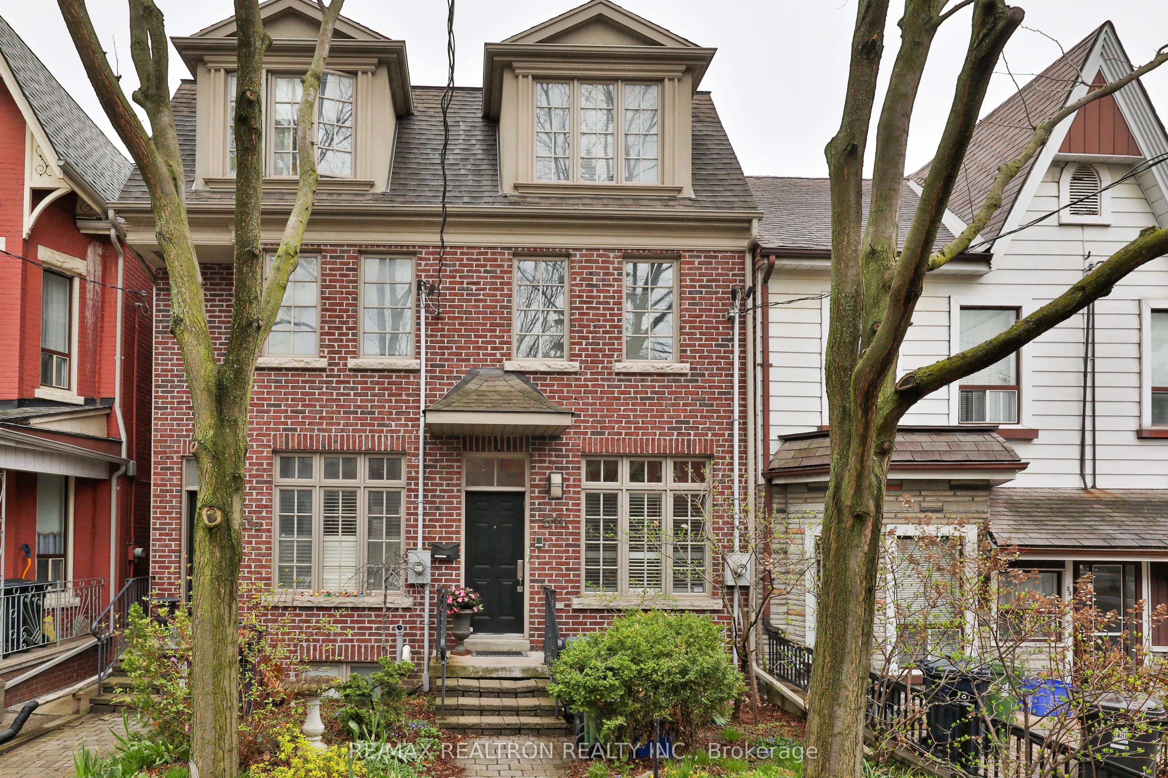 Semi-Detached Home For Sale | C13098390