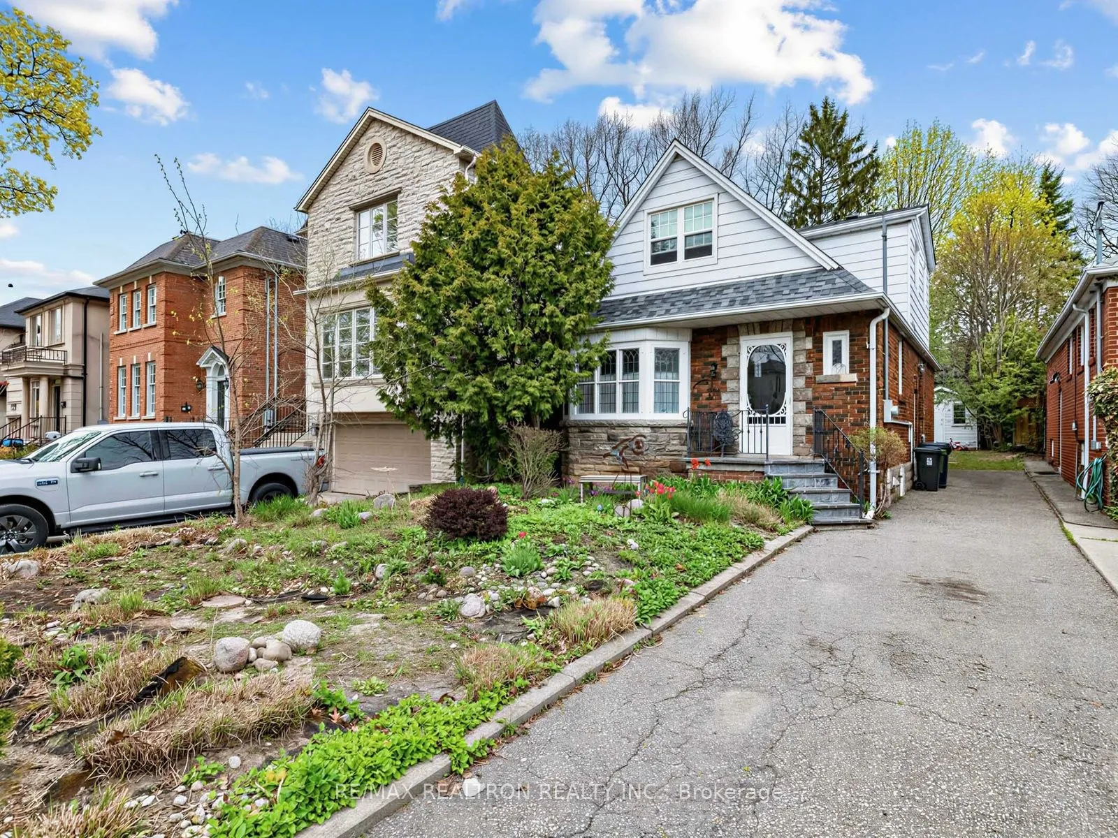 Detached Home For Sale | C13098430