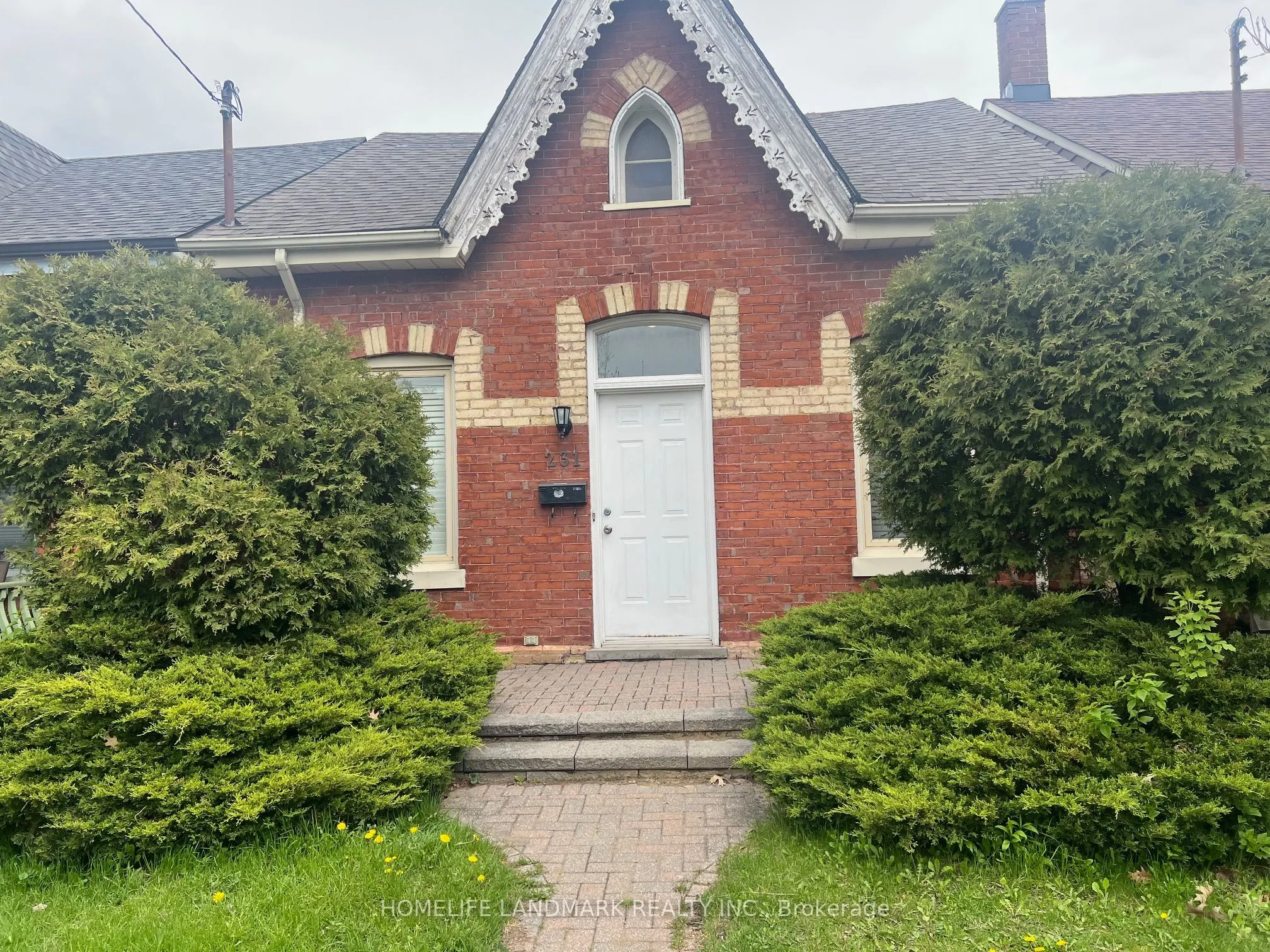 Detached Home For Sale | C13107898