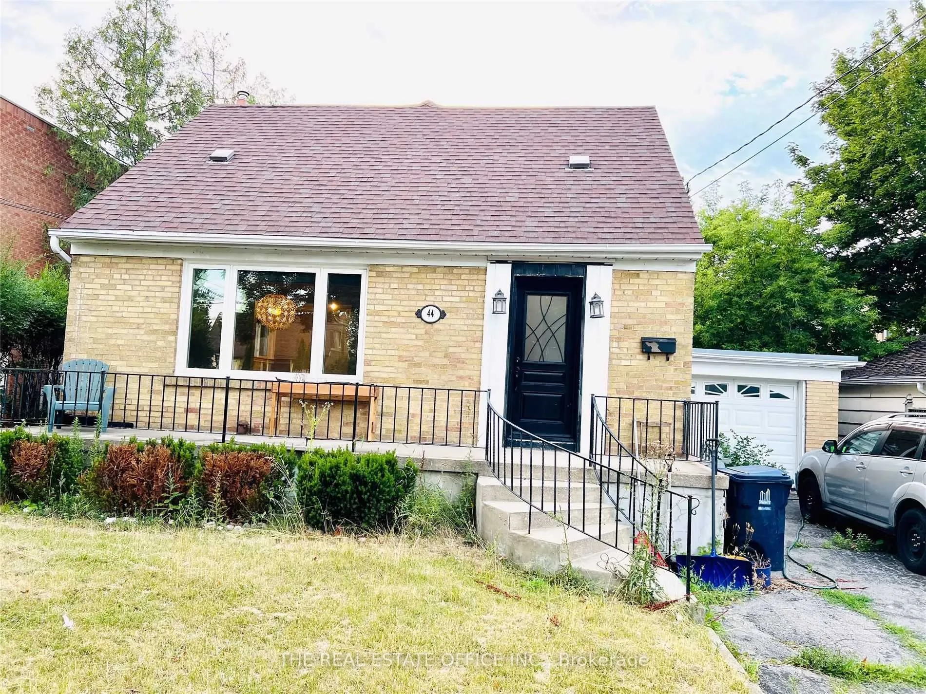 Detached Home For Lease | C13108354