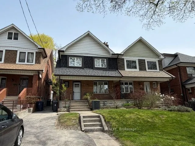 Triplex For Lease | C13109562