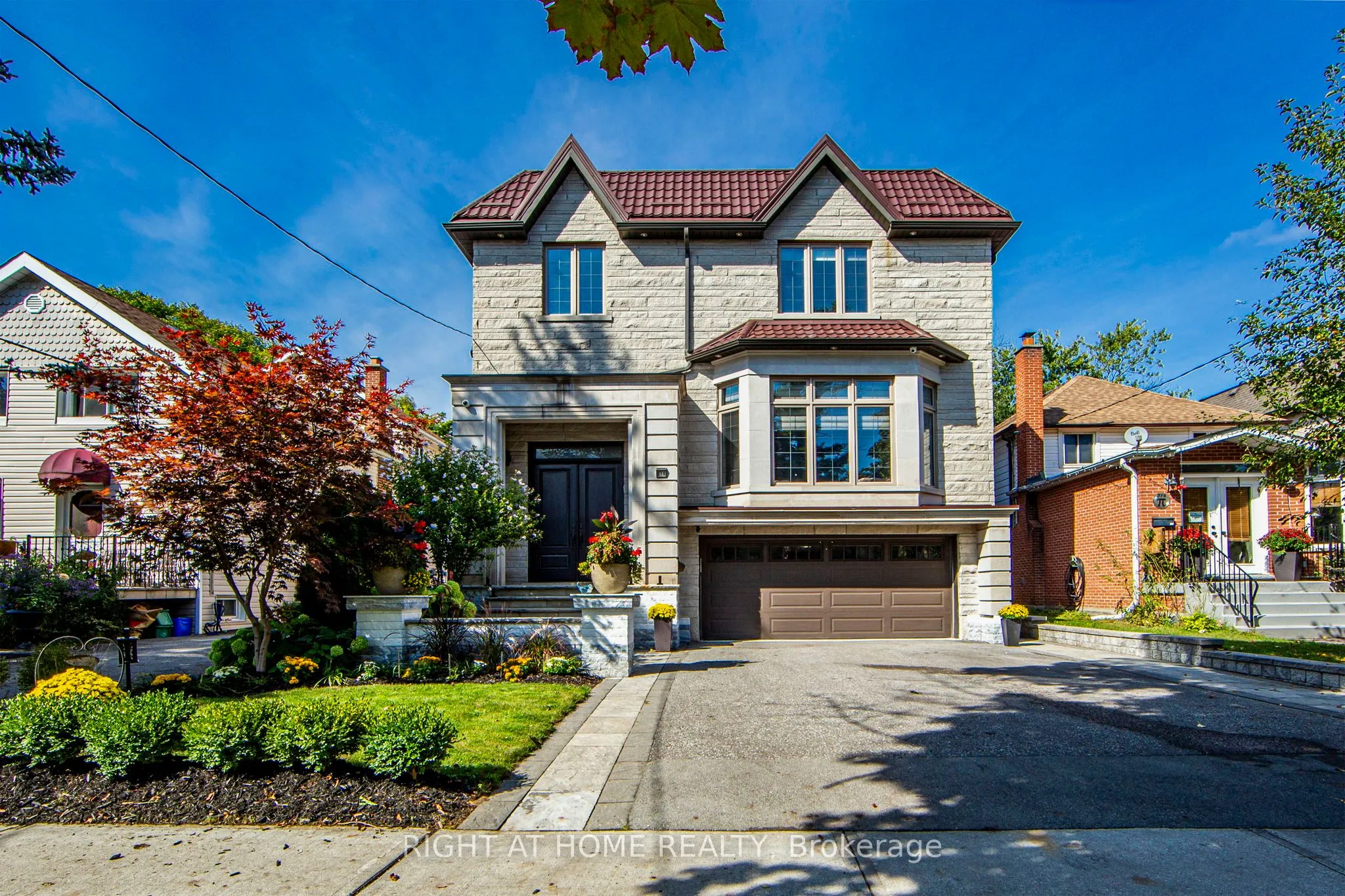 Detached Home For Lease | C13113234