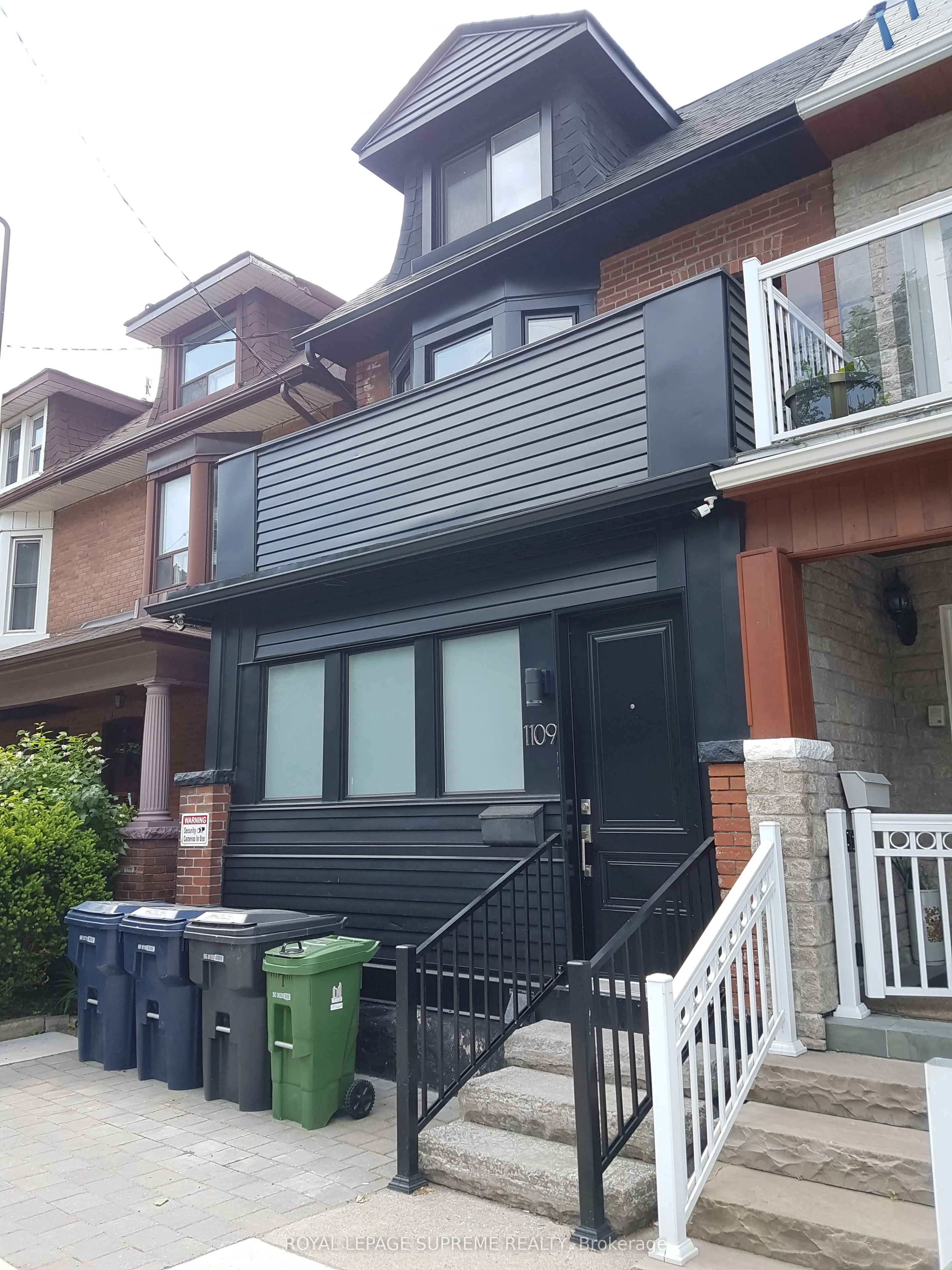 Semi-Detached Home For Lease | C13114052