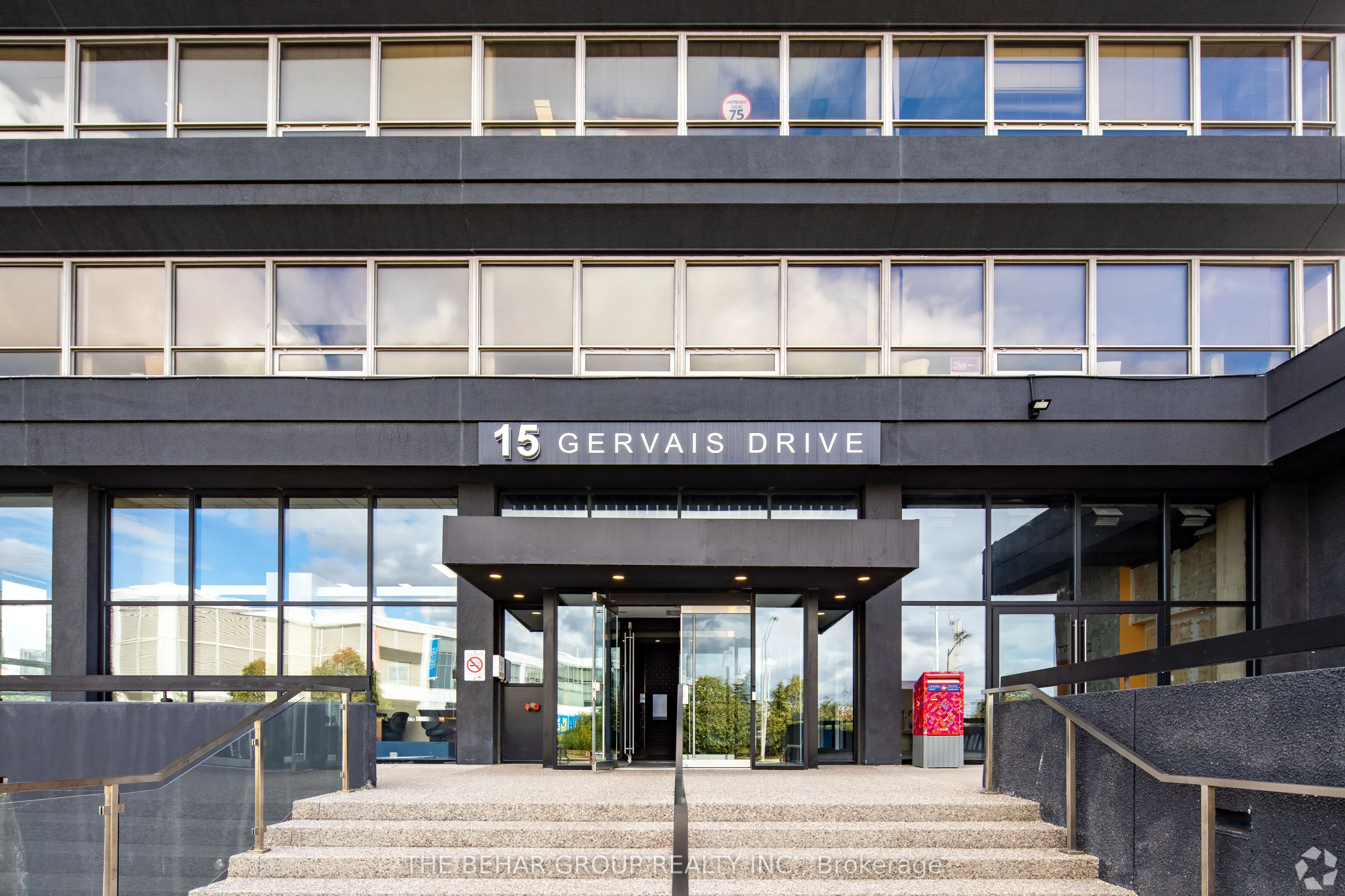 Office For Lease | C13114460