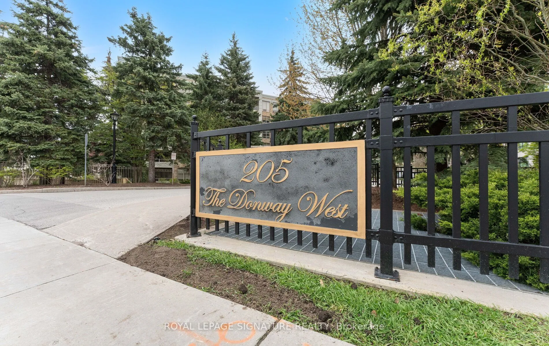Property For Sale | C13116024