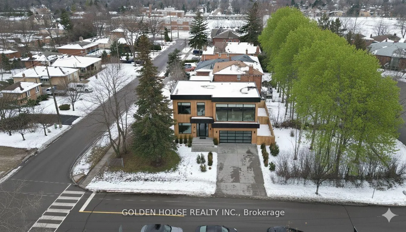 Detached Home For Sale | C13119824
