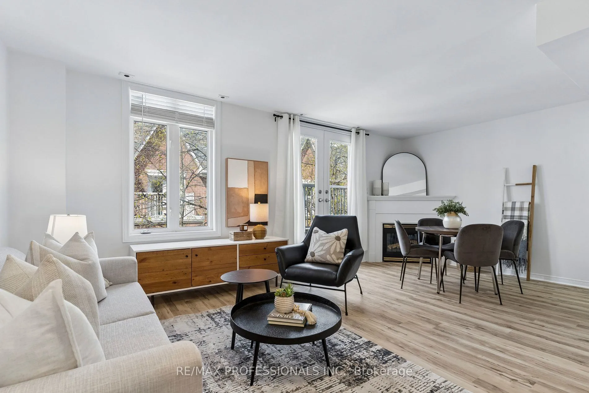 Property For Sale | C13121908