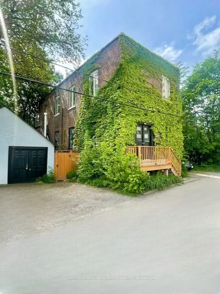 Triplex For Sale | C13122060