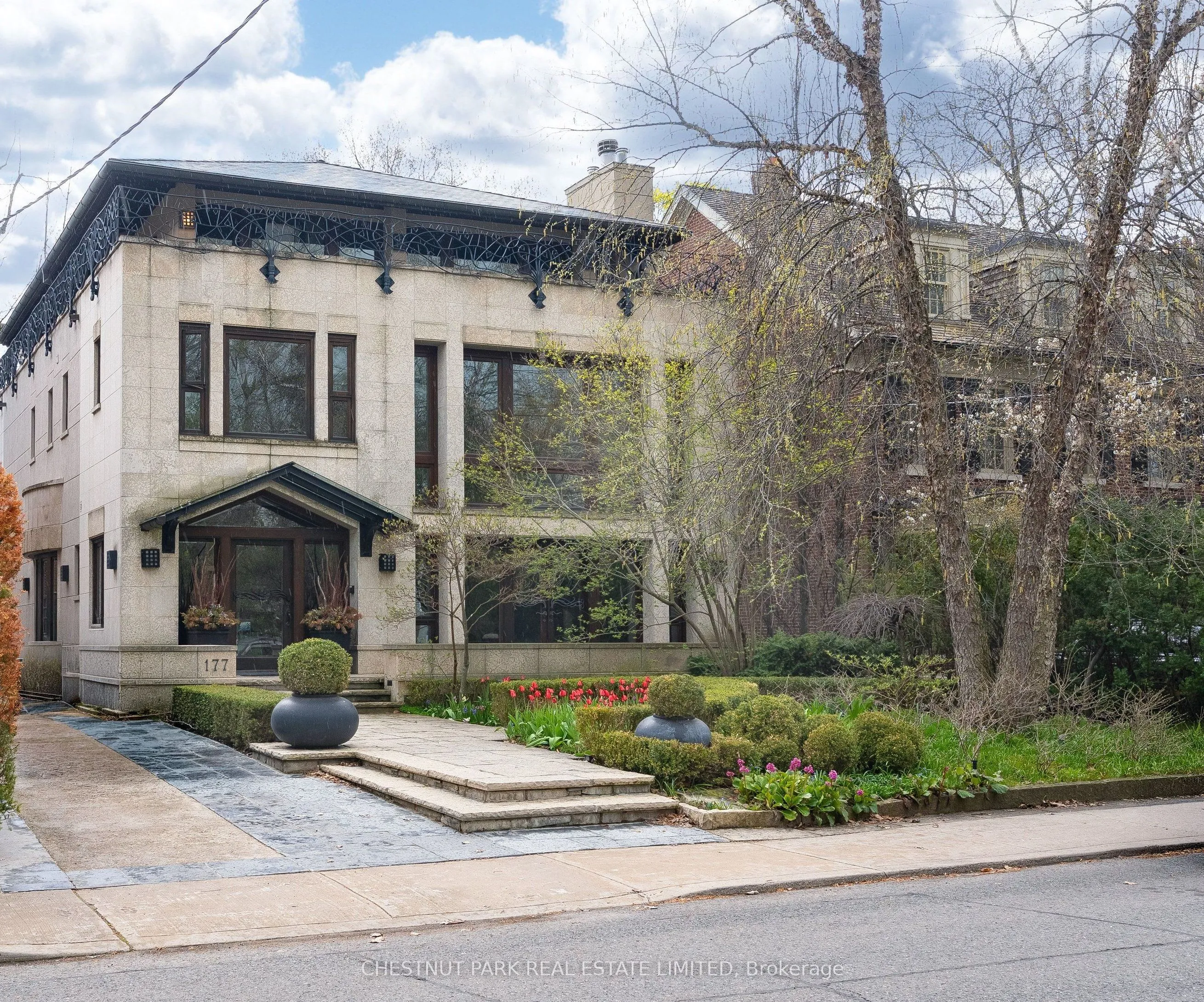 Detached Home For Sale | C13123366