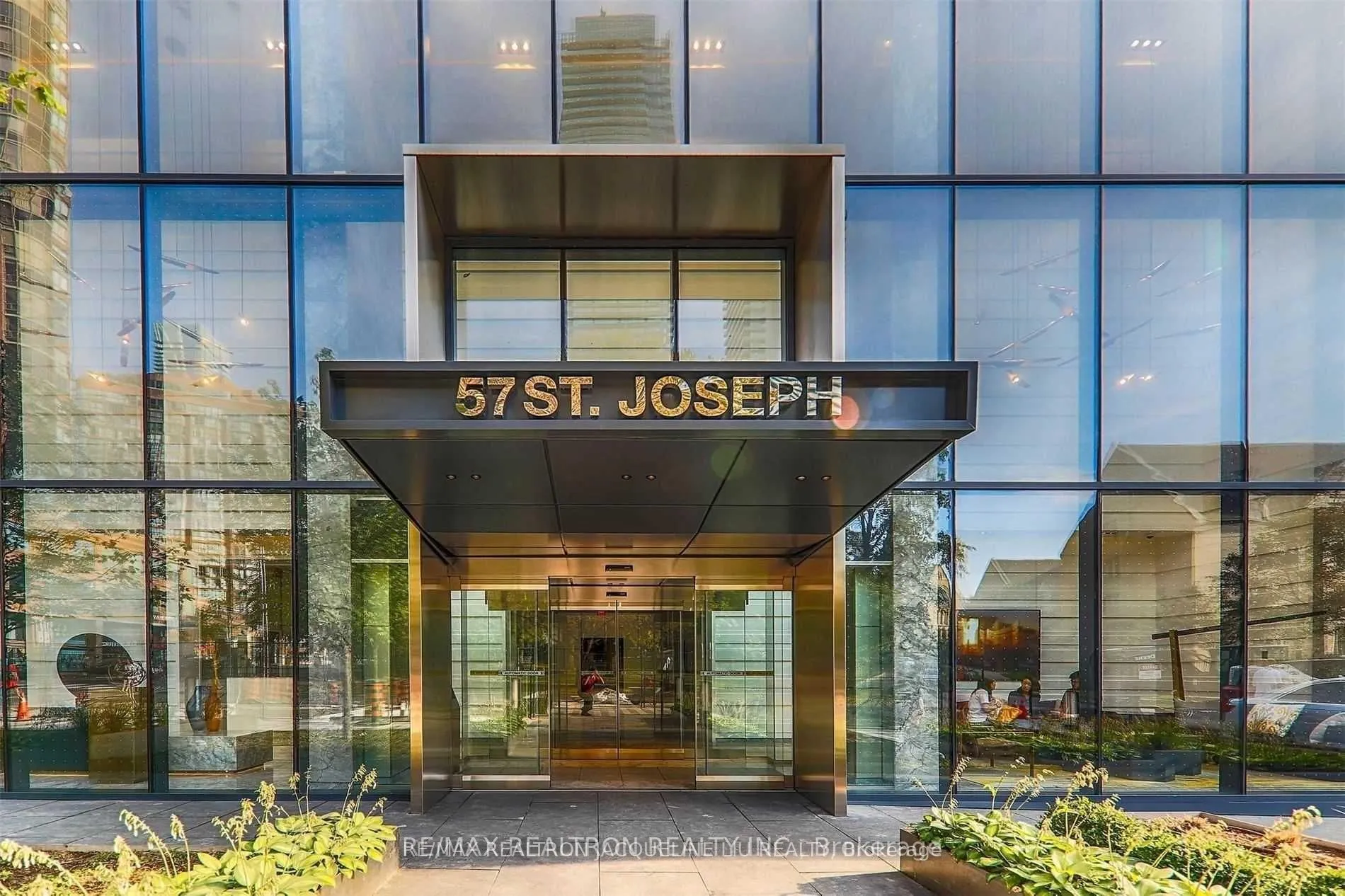 Property For Lease | C13125716