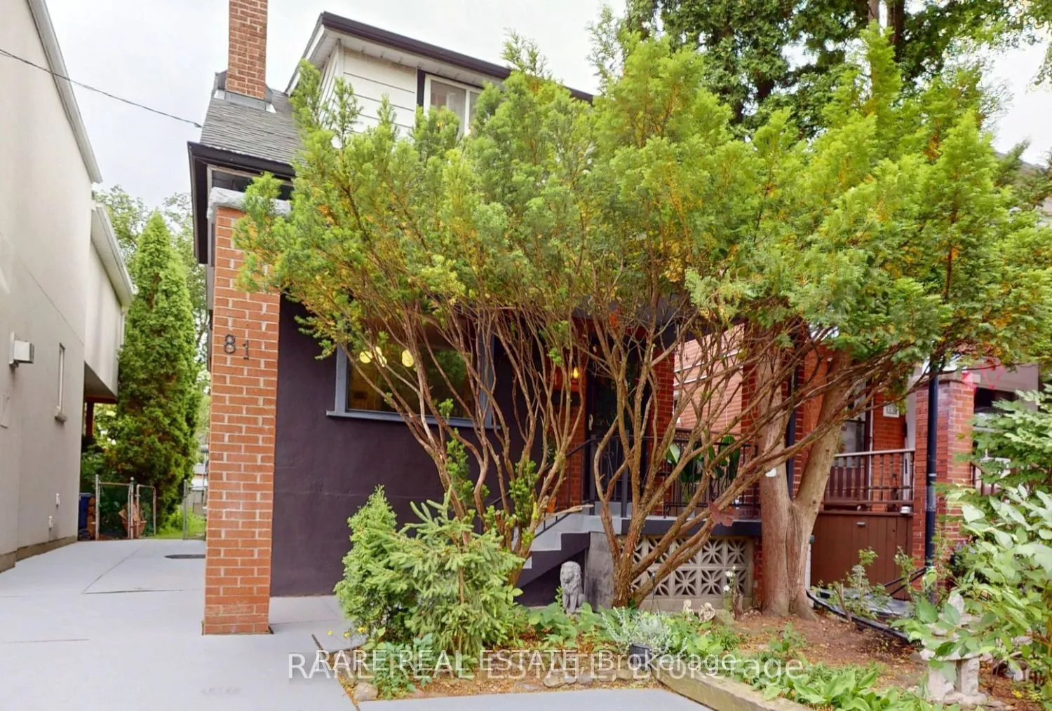 Detached Home For Sale | C13126598