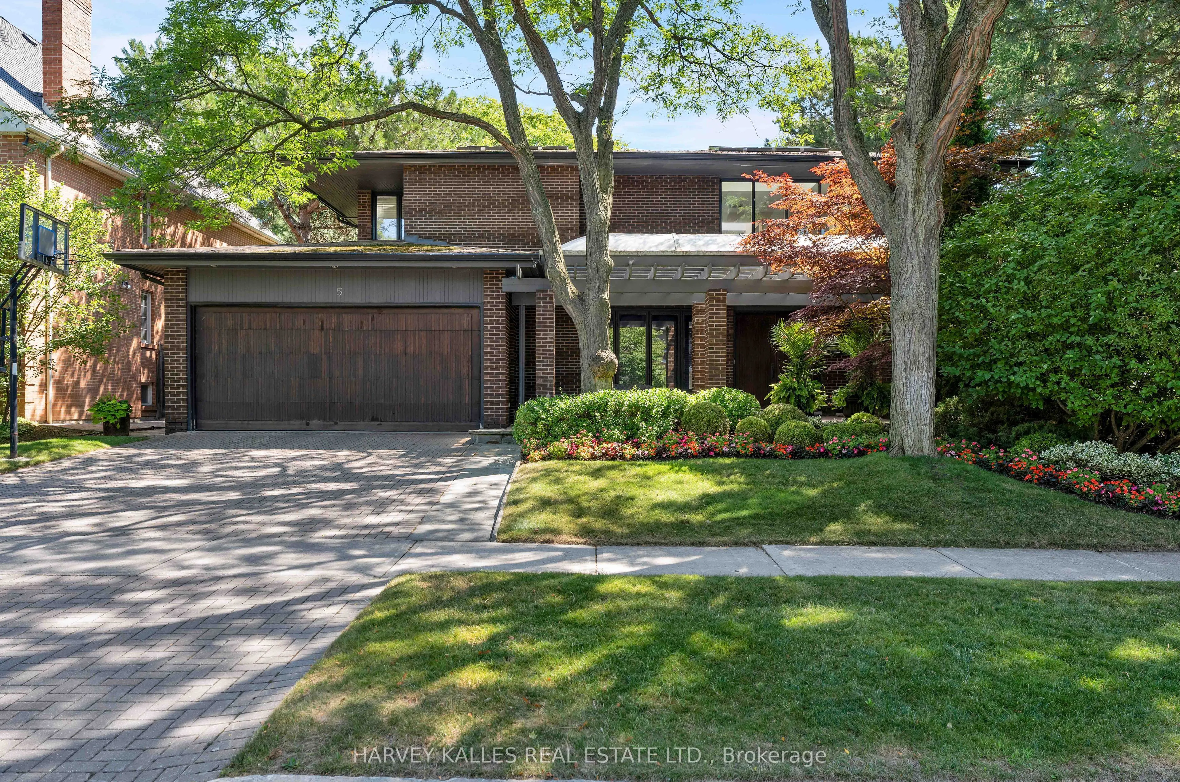 Detached Home For Sale | C13130898