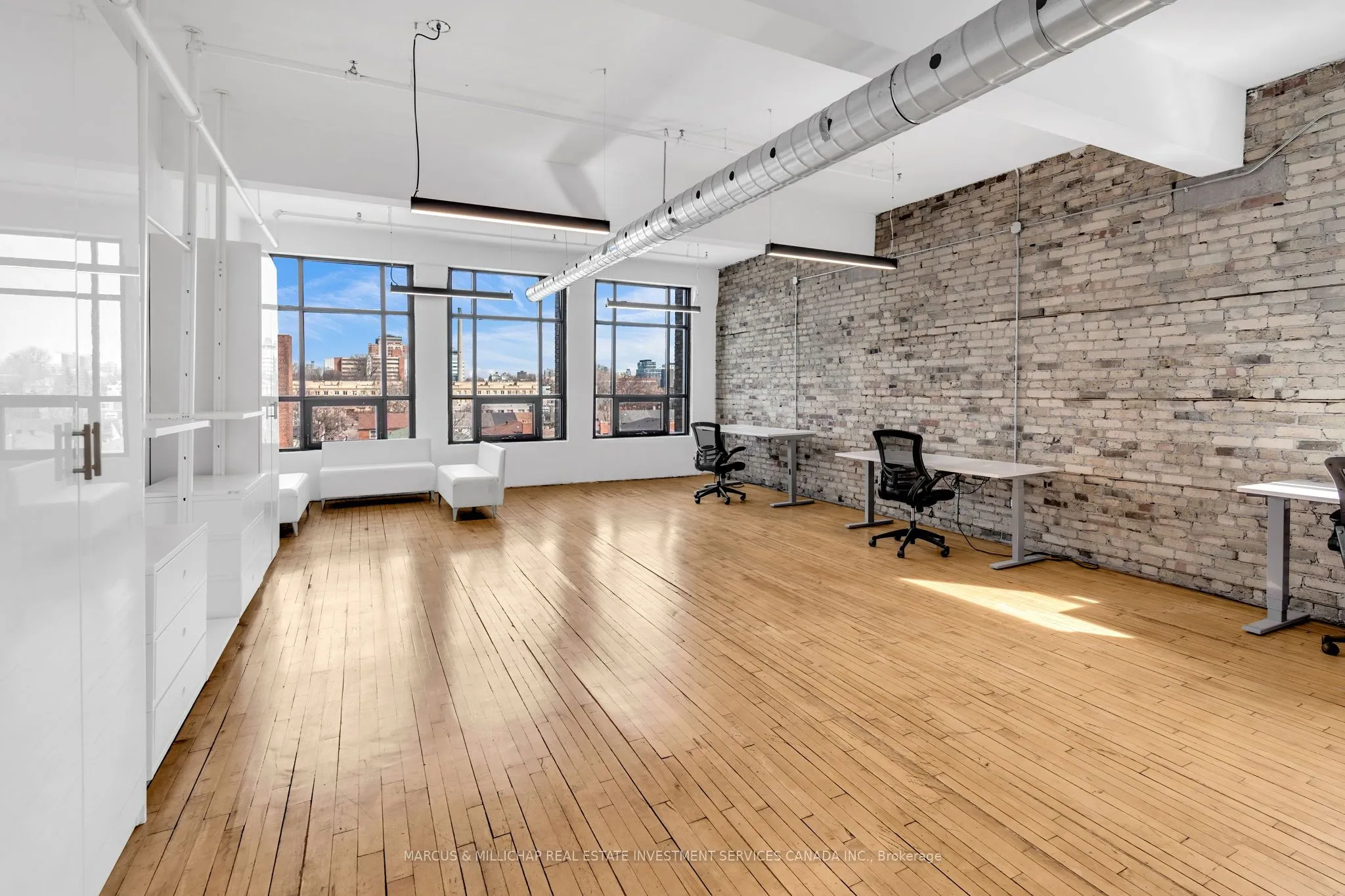Office For Lease | C13136392