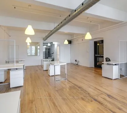 Office For Lease | C13136432