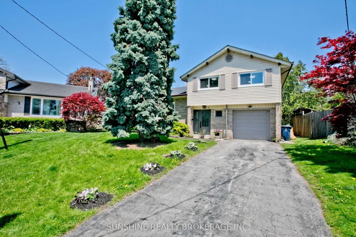 26  Lantana  Court, Toronto C13, ON M4A 2H8