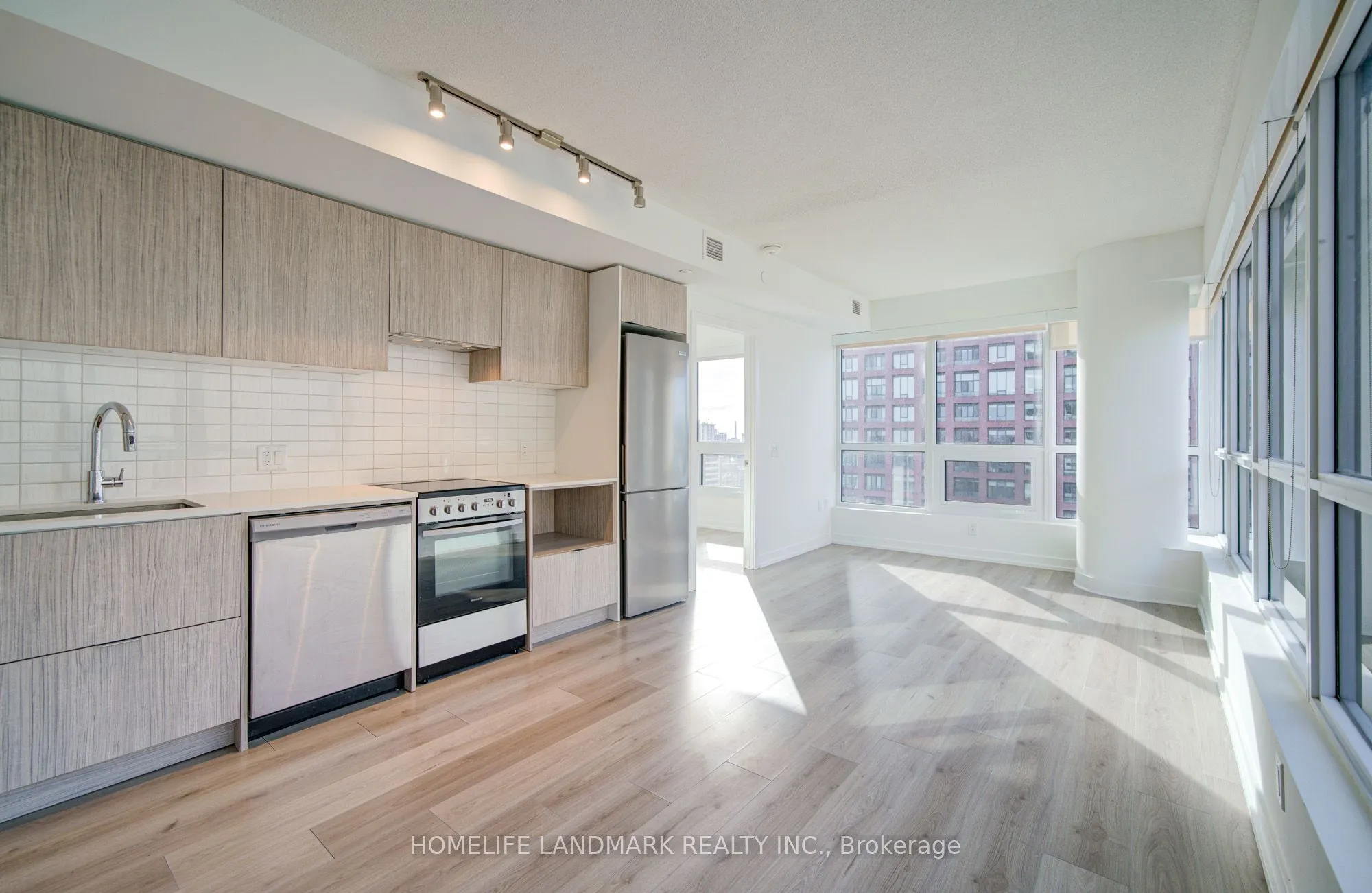 Property For Lease | C13141388