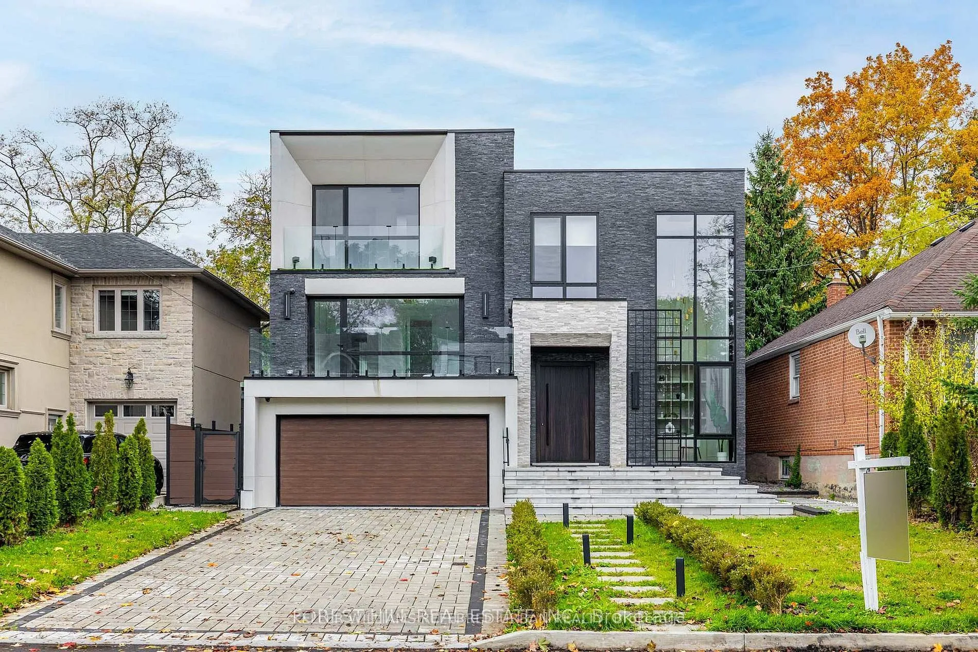 Detached Home For Sale | C13143252