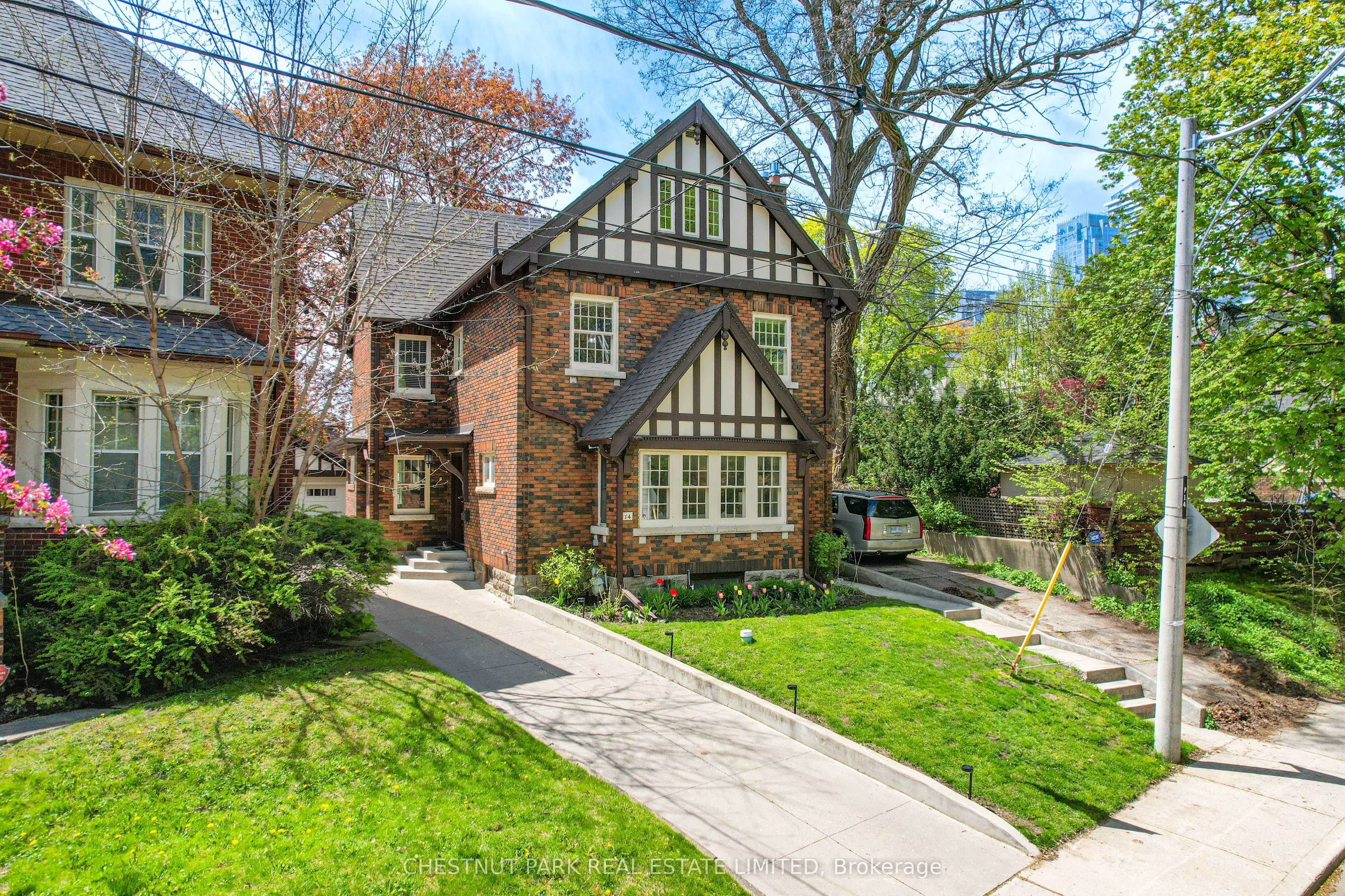 Detached Home For Sale | C13143326