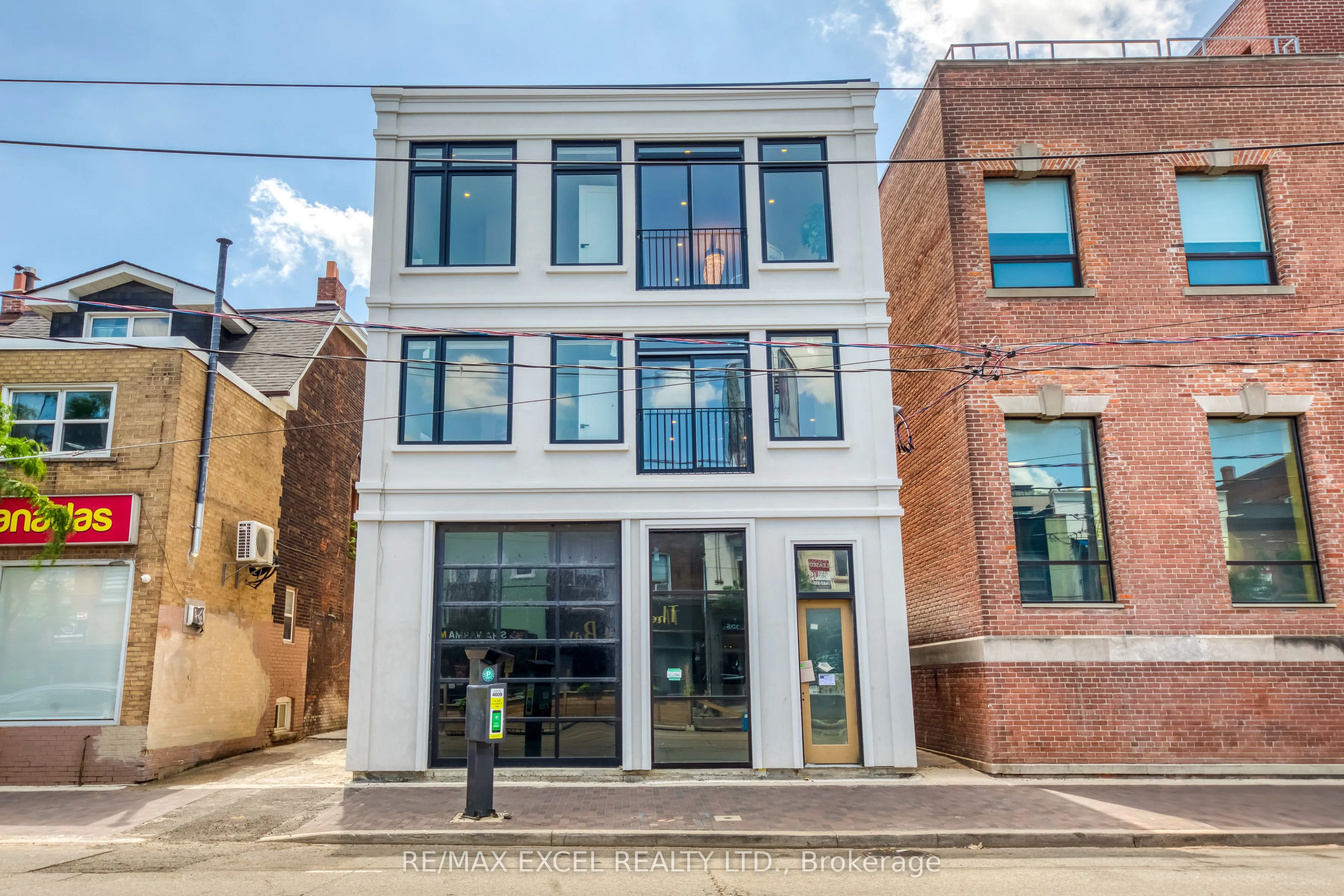 Multiplex For Lease | C13146322