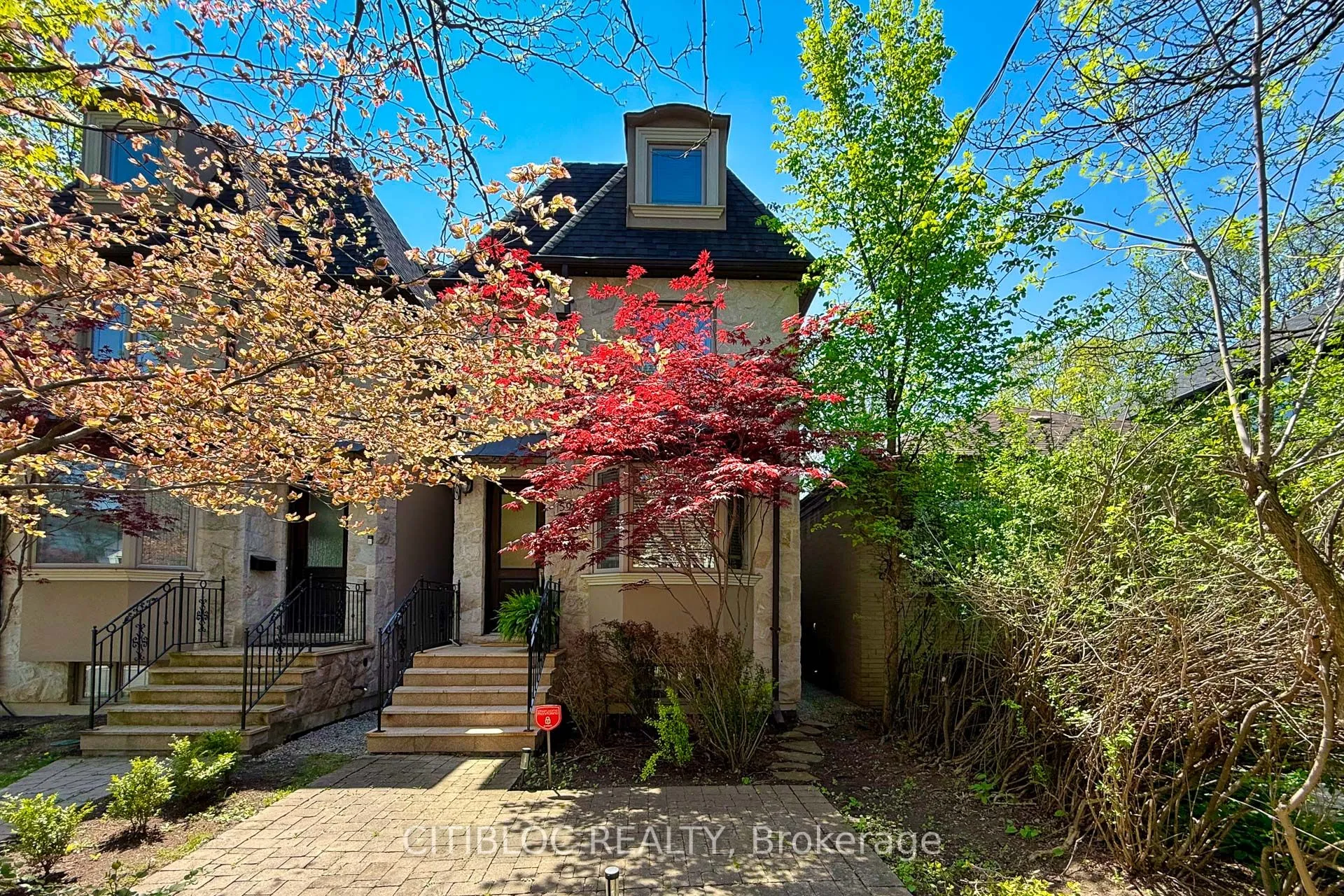 Detached Home For Sale | C13146370