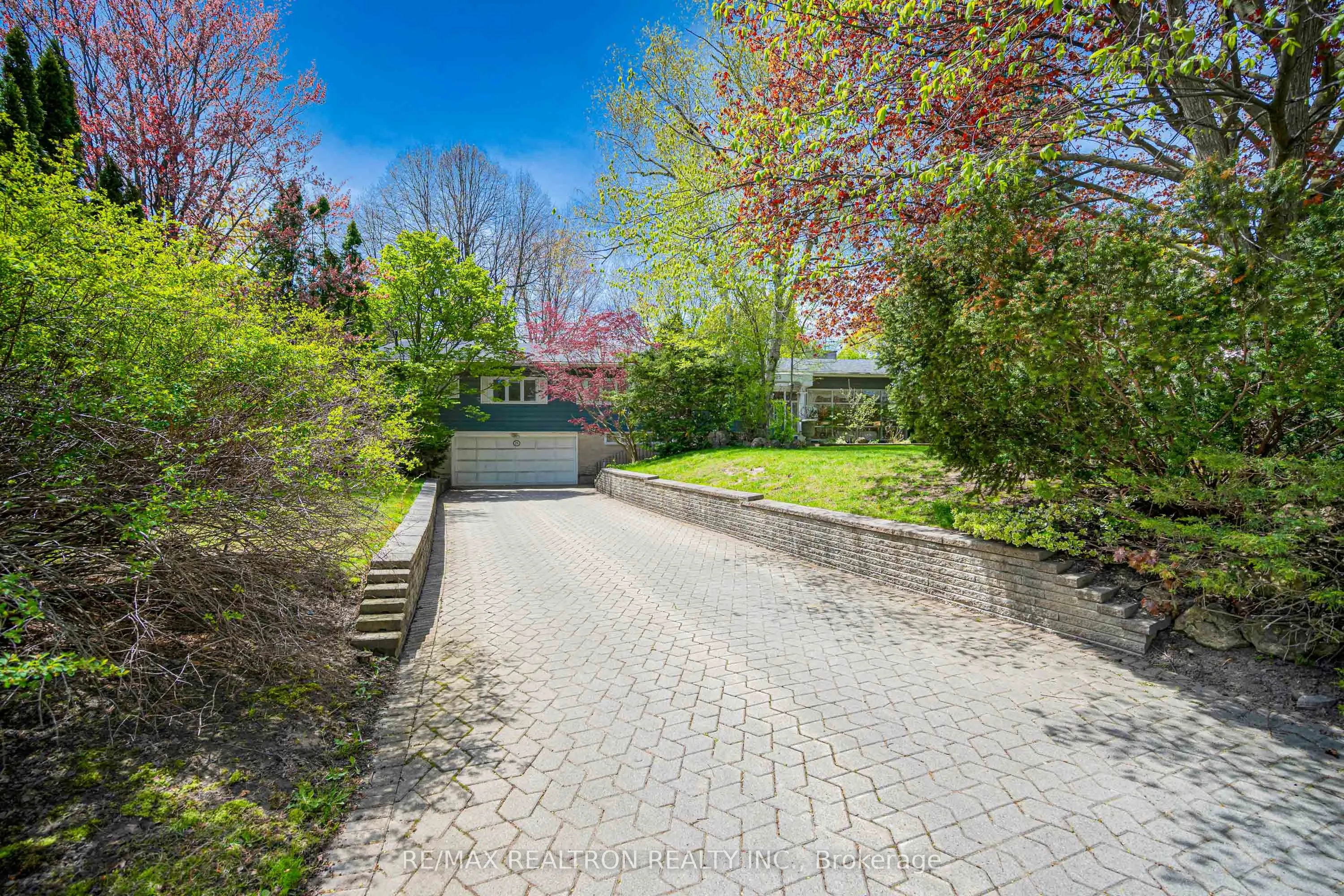 Detached Home For Sale | C13147424