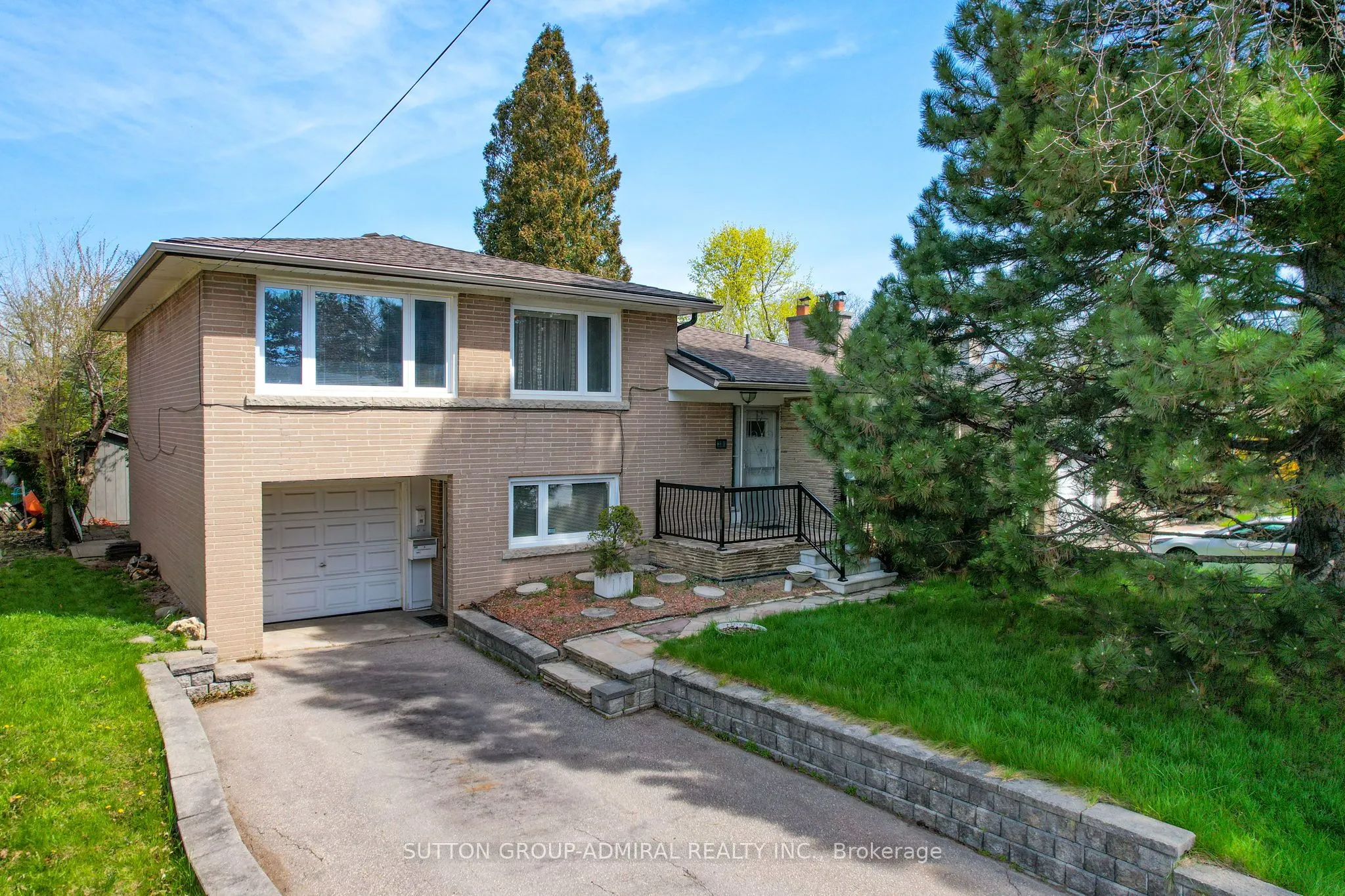 Detached Home For Sale | C13148398