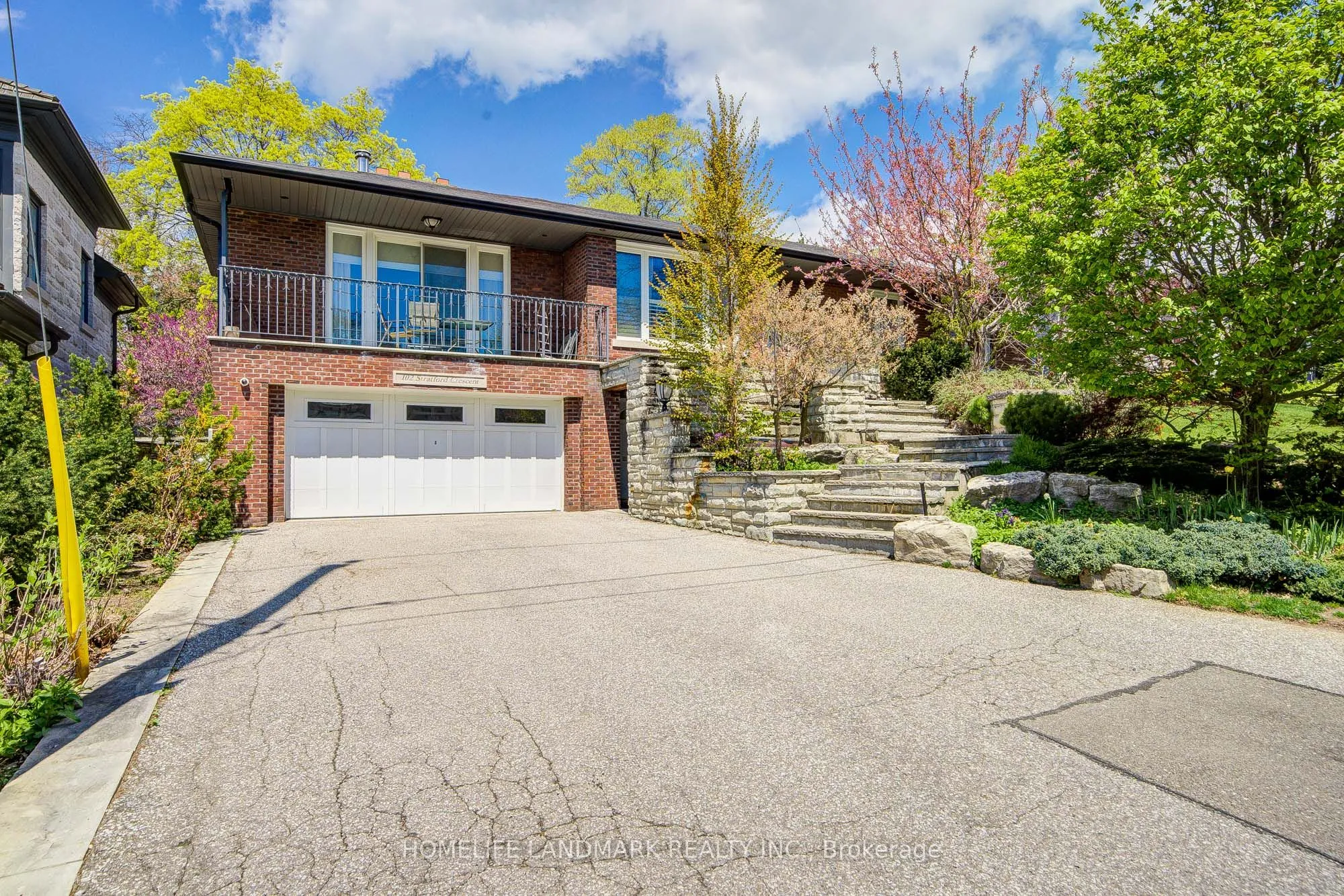 Detached Home For Lease | C13149578