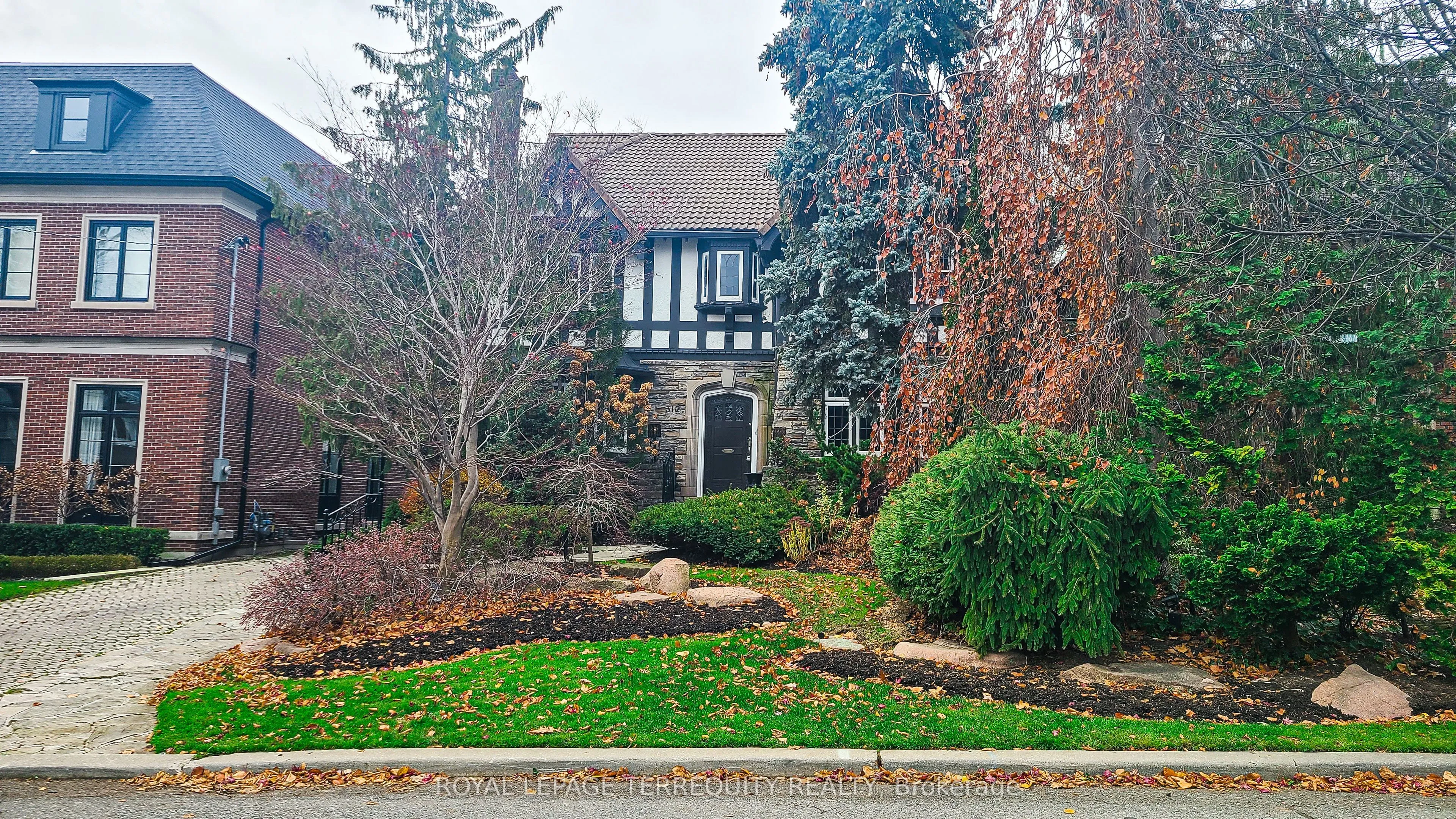 Detached Home For Lease | C13155952