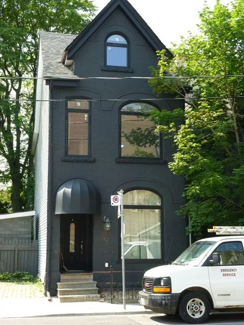 Multiplex For Lease | C13160682