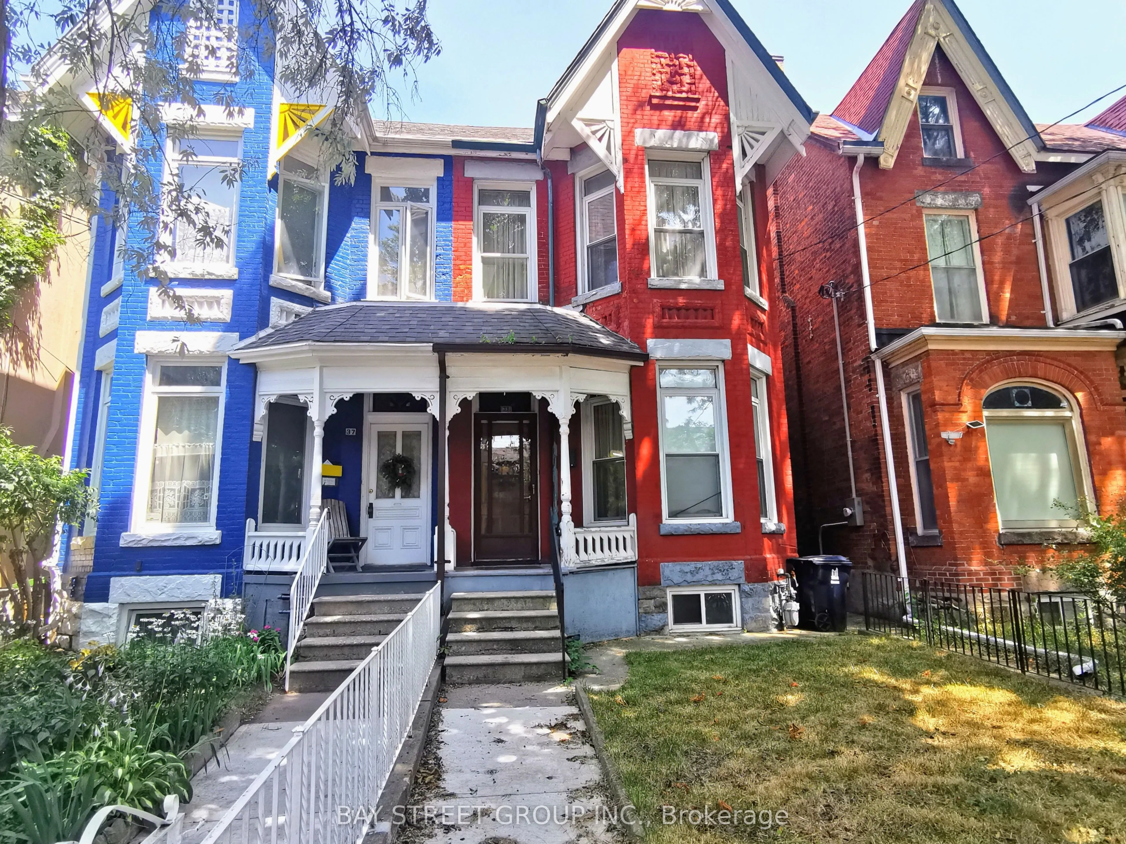 Semi-Detached Home For Sale | C13161220